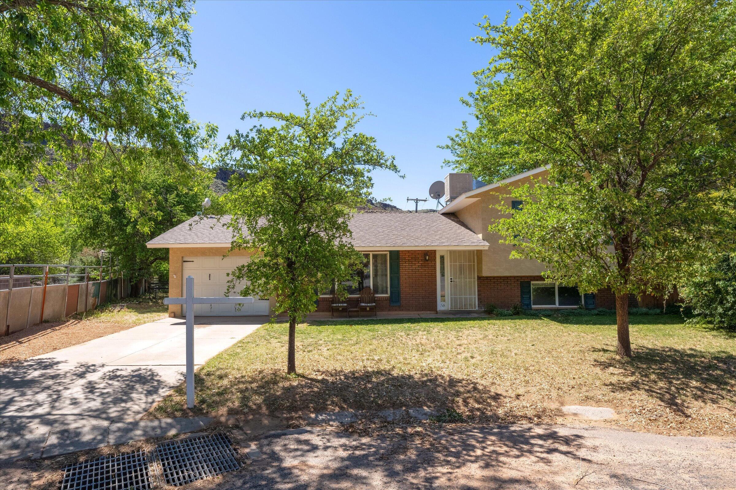 MCGREGOR - Residential