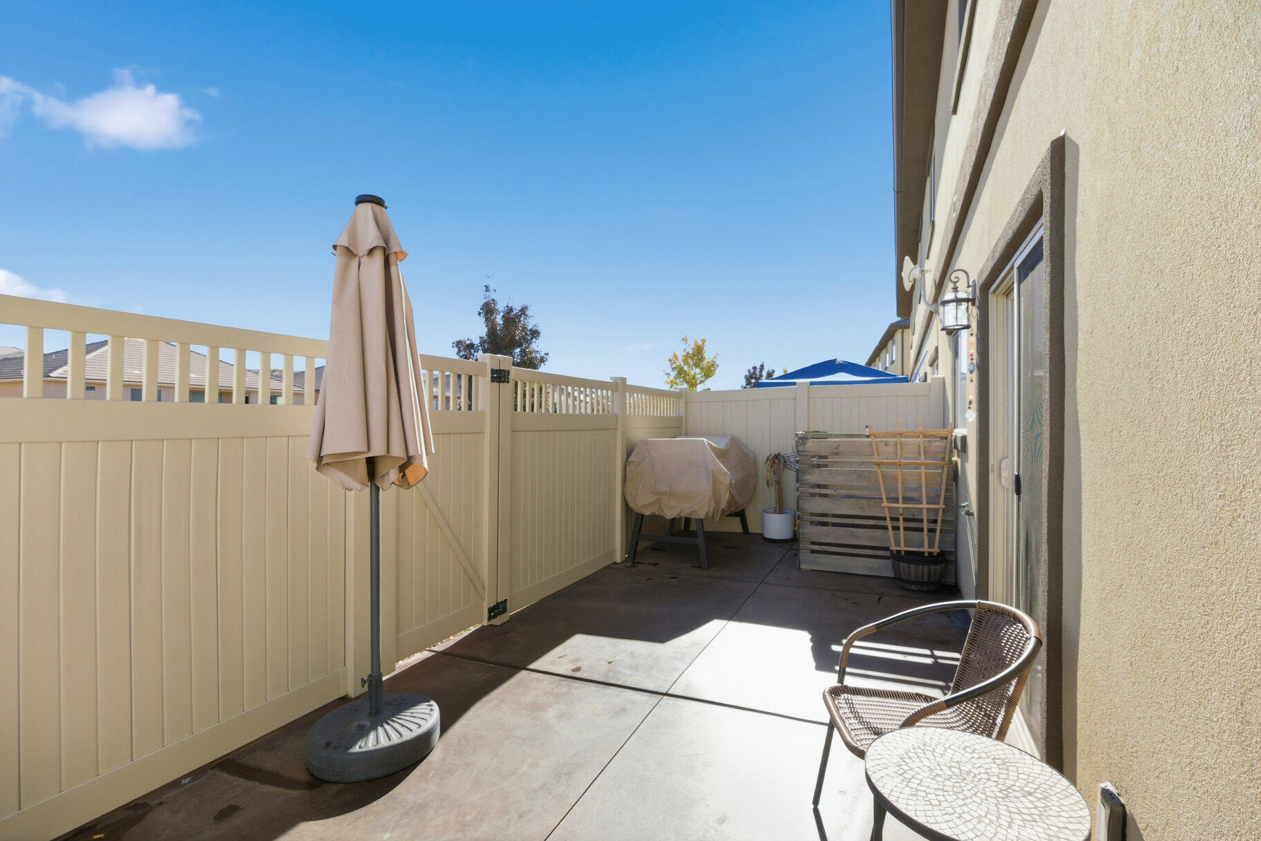 BLACKHAWK TH - Residential
