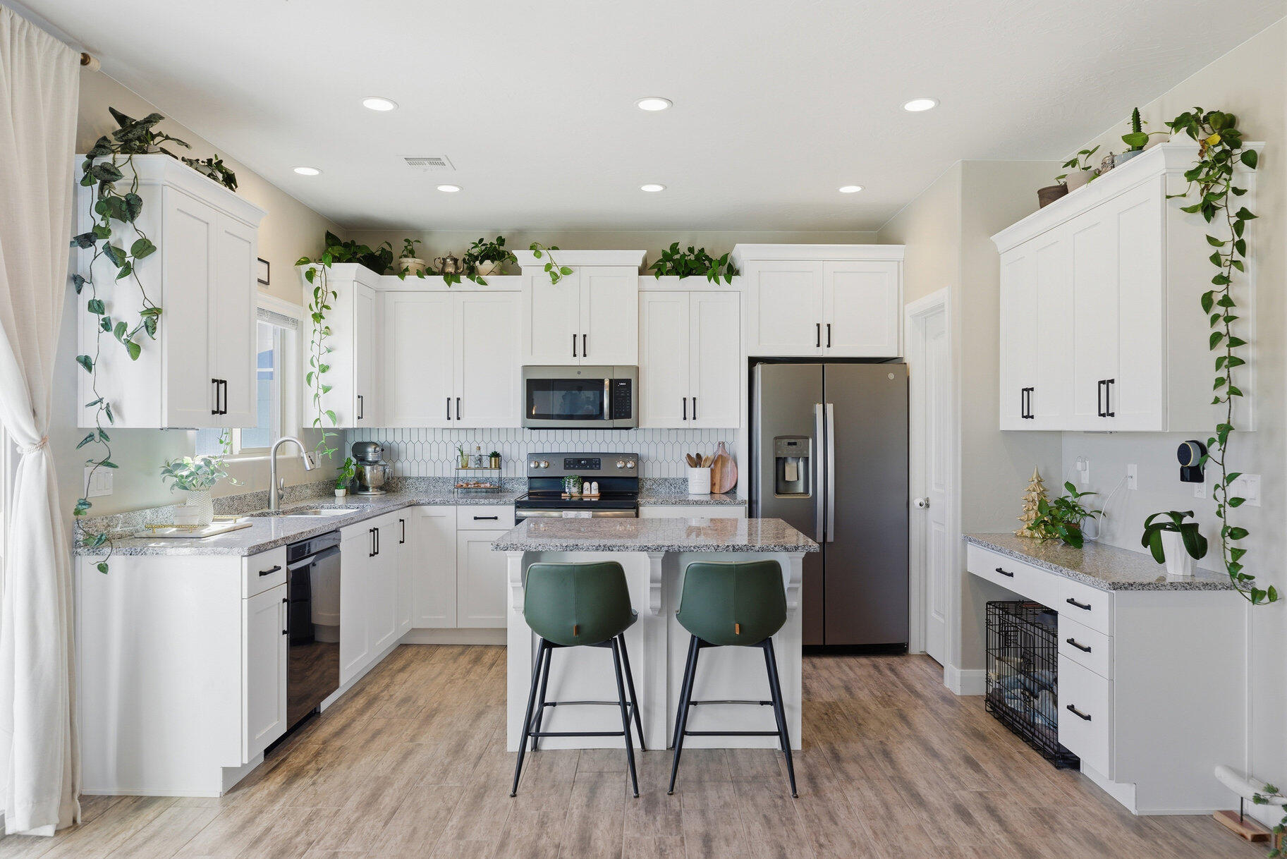 BLACKHAWK TH - Residential