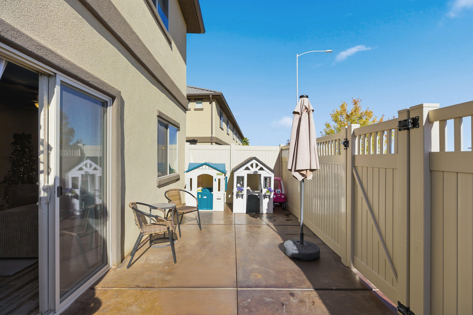 BLACKHAWK TH - Residential