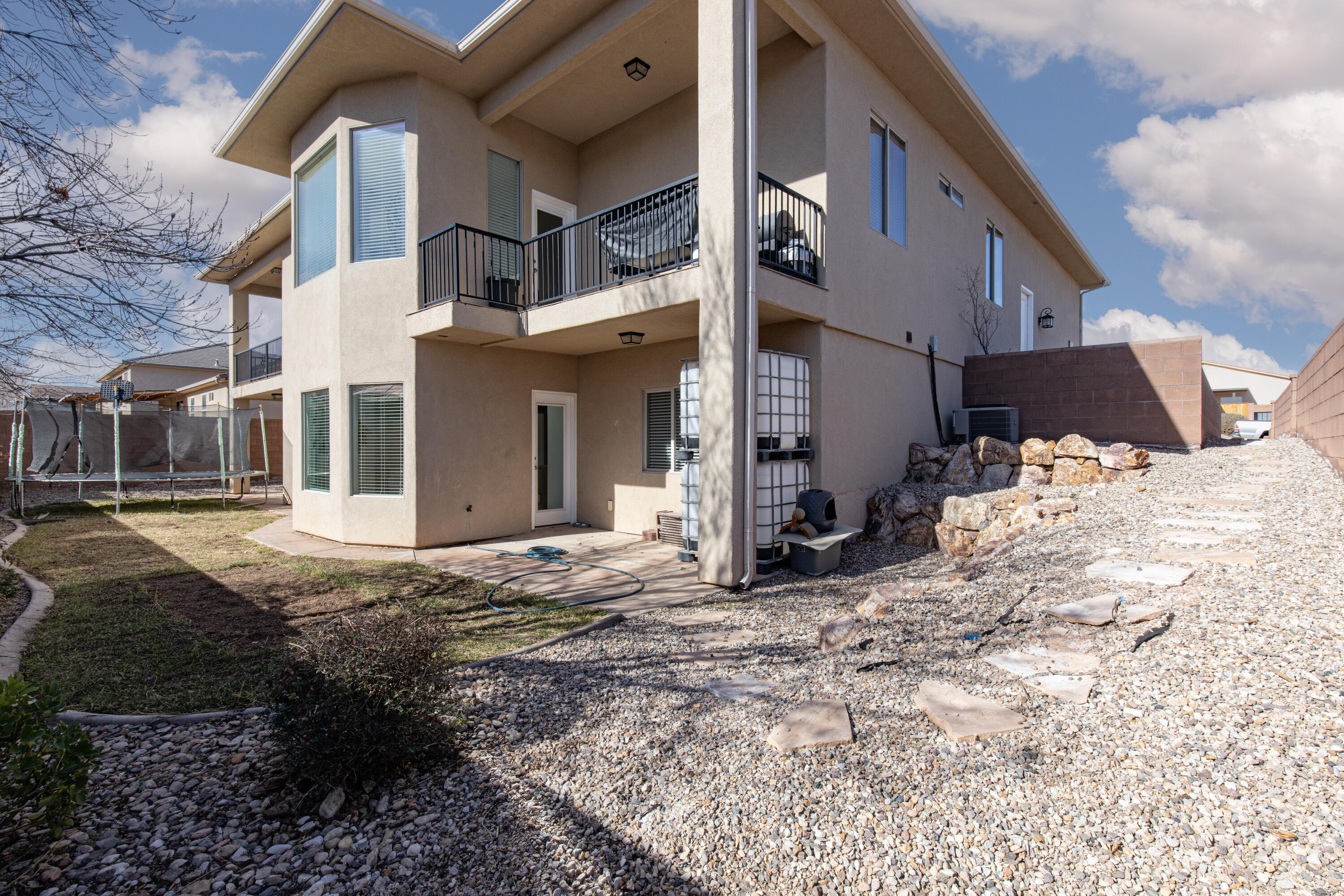 SOUTH POINTE - Residential