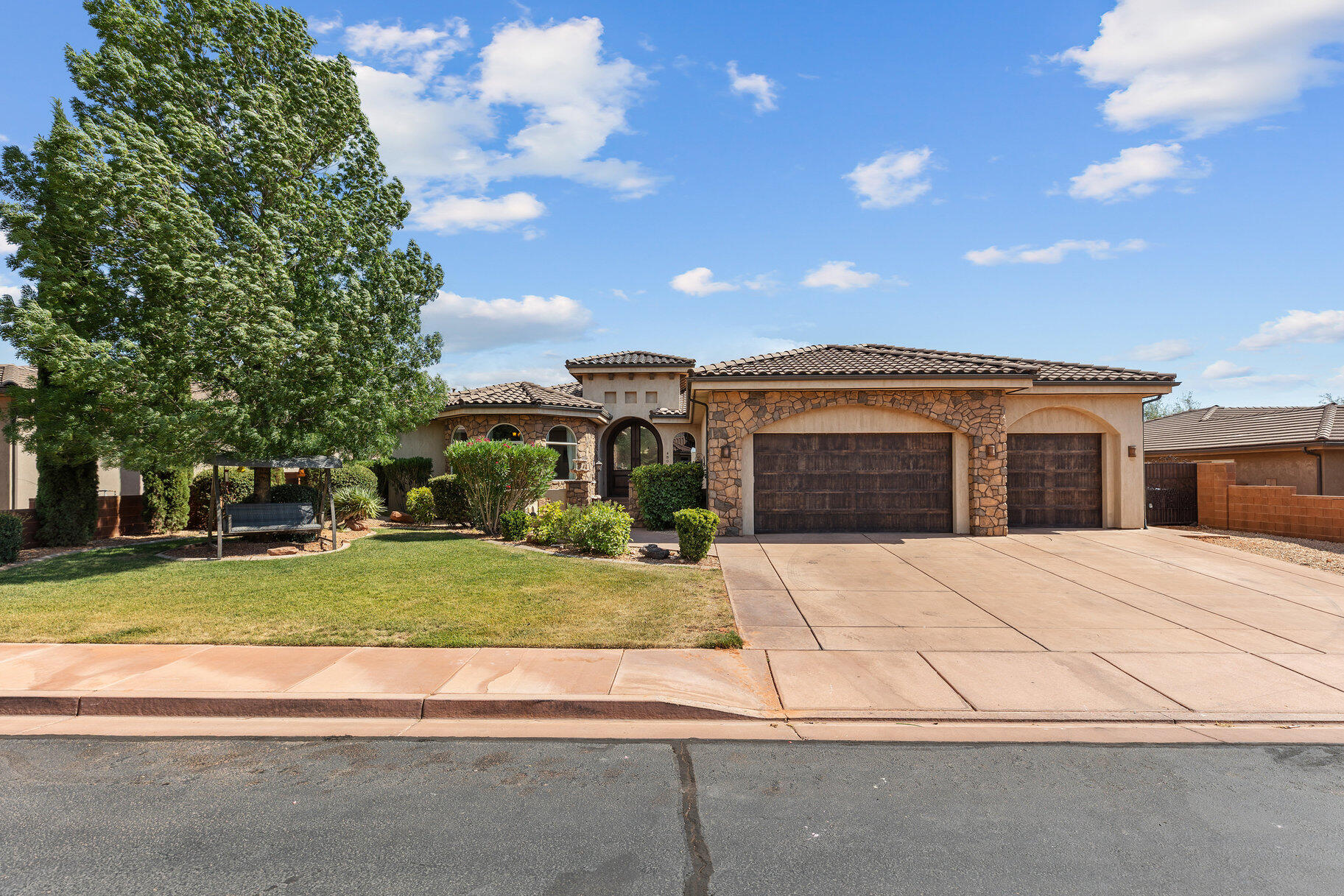 TENAYA SANDS - Residential
