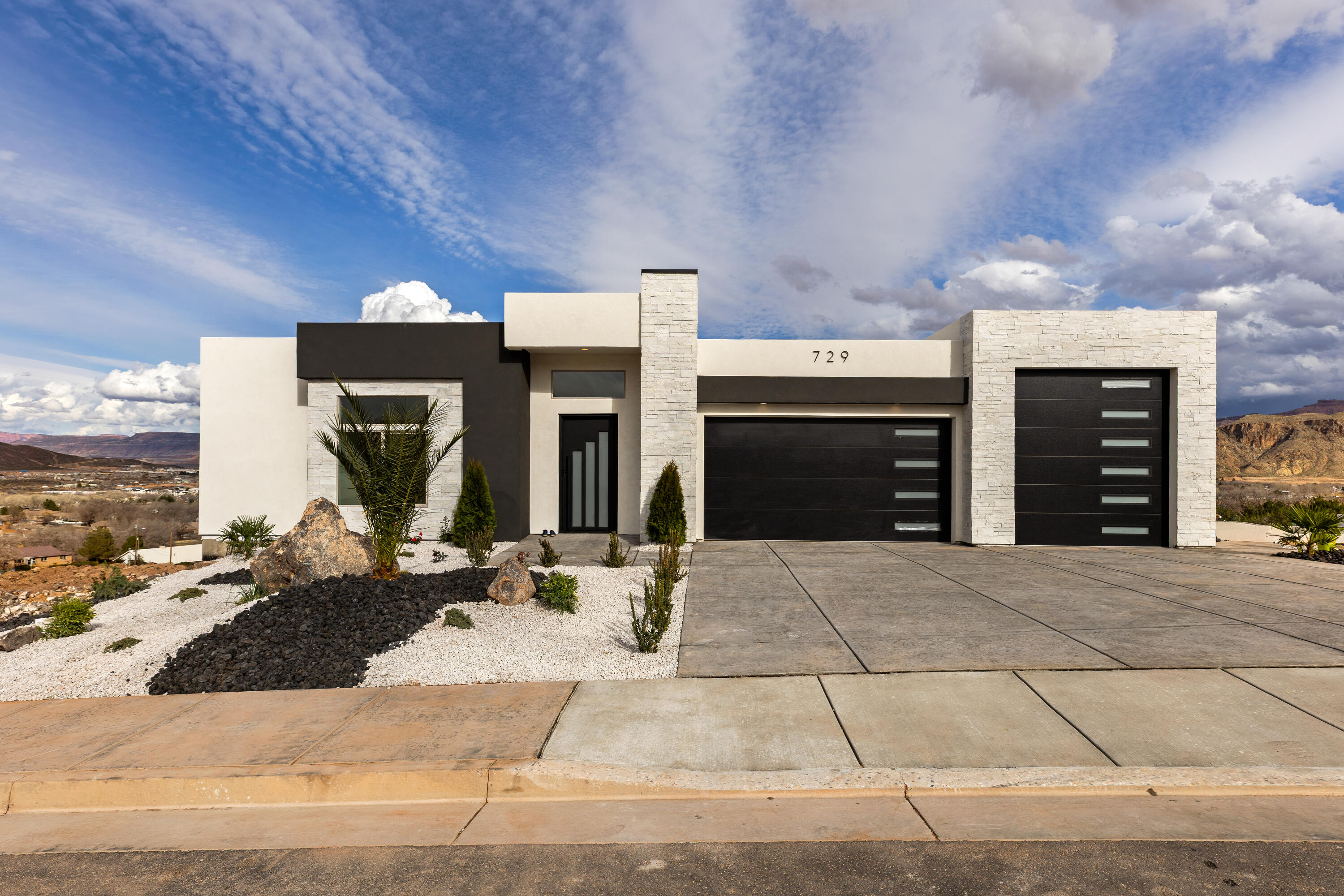 HILLSIDE ESTATES - Residential