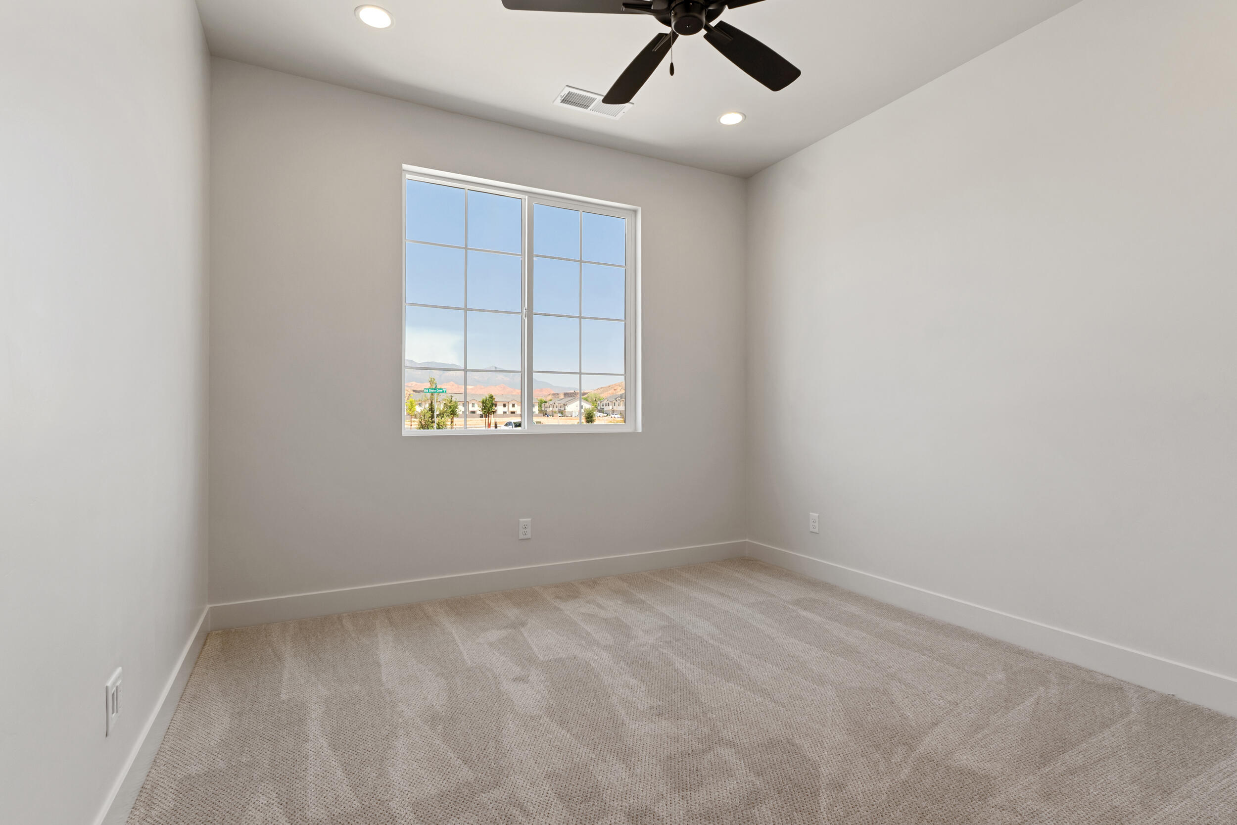 HERITAGE PLACE - Residential