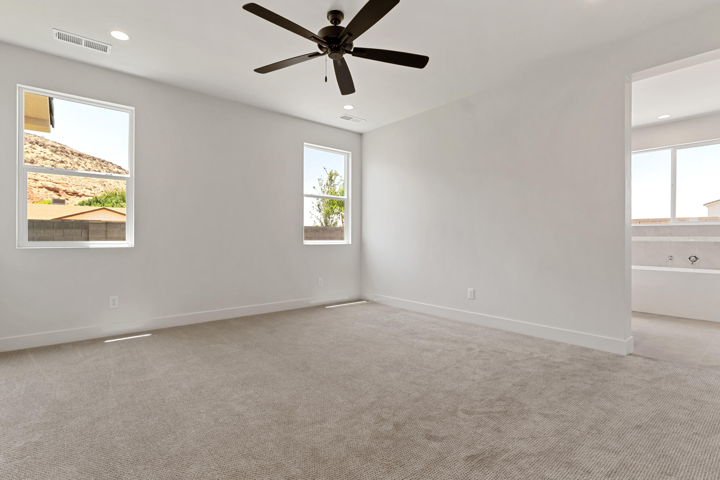 HERITAGE PLACE - Residential