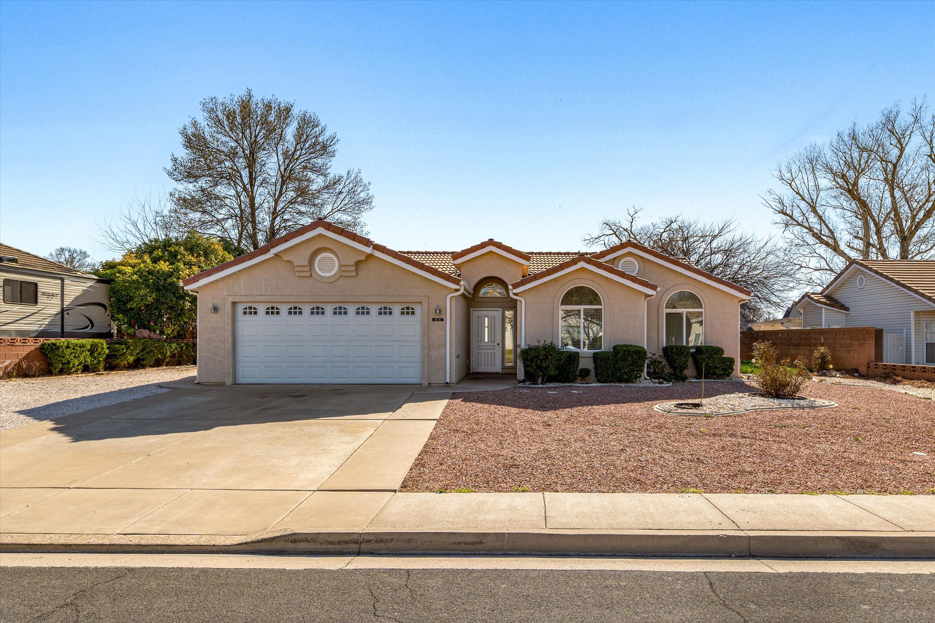 PECAN MEADOWS - Residential