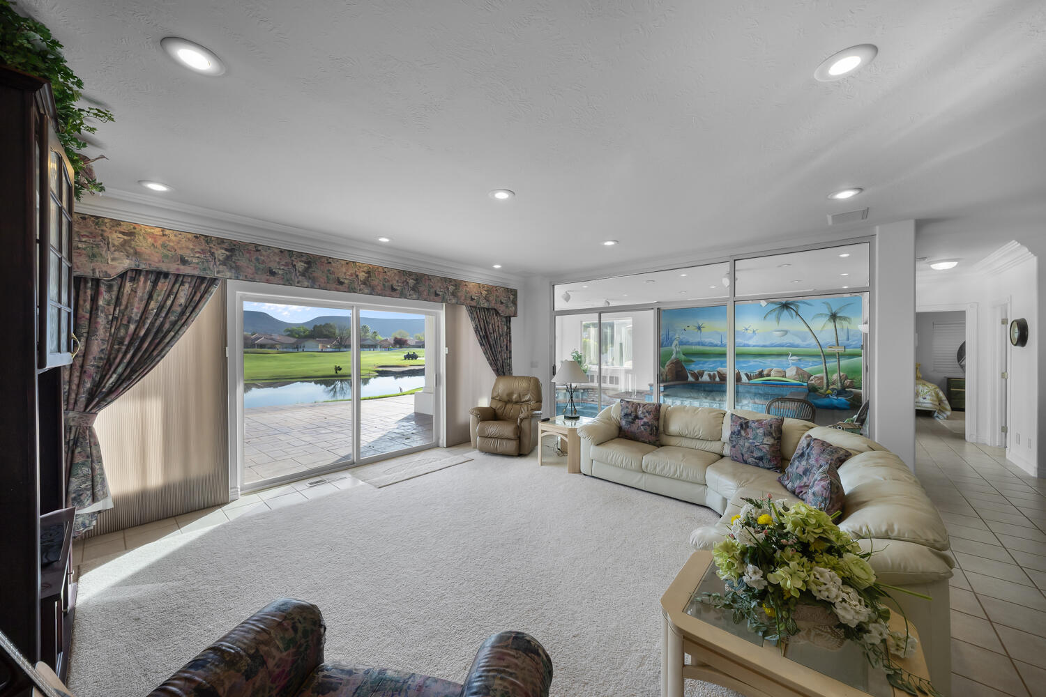 CRYSTAL LAKES TOWNHOMES - Residential