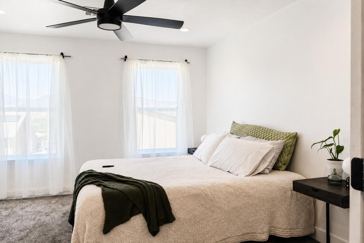 SPANISH TOWNHOMES - Residential