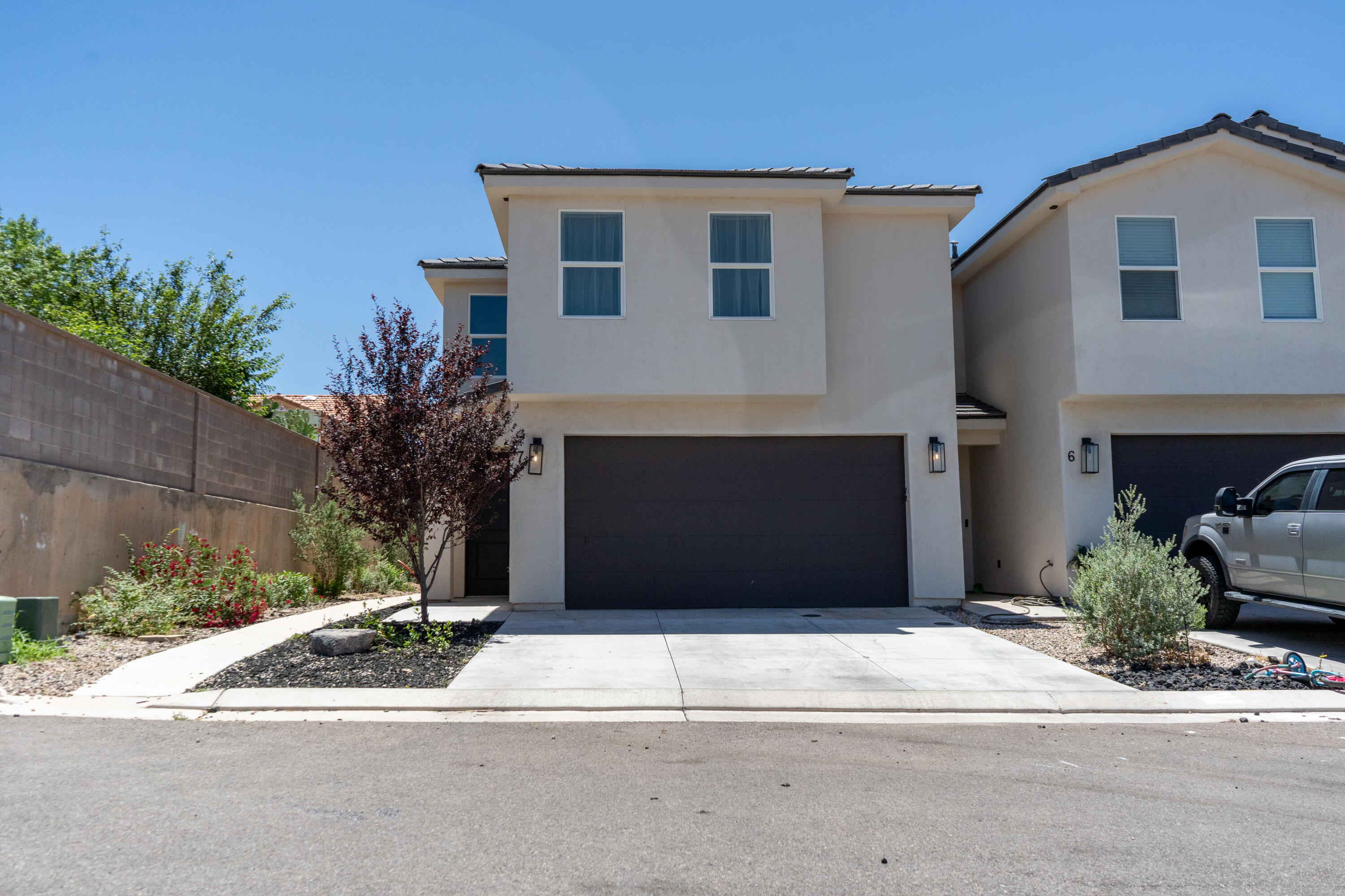 SPANISH TOWNHOMES - Residential