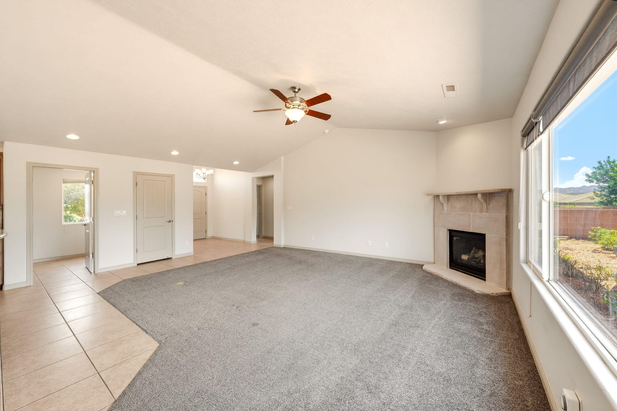 SKY RIDGE - Residential