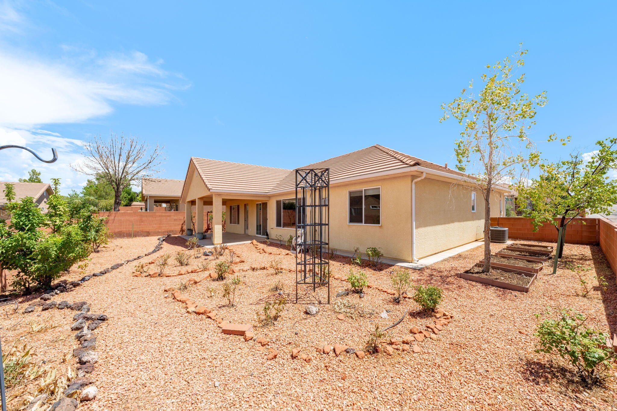 SKY RIDGE - Residential