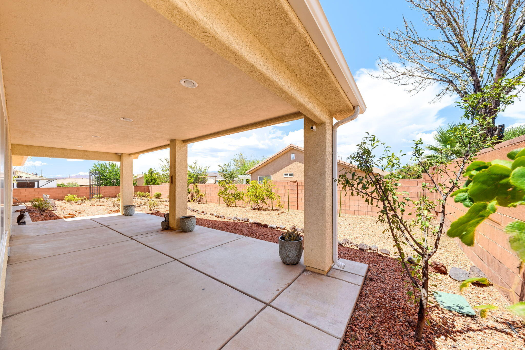 SKY RIDGE - Residential