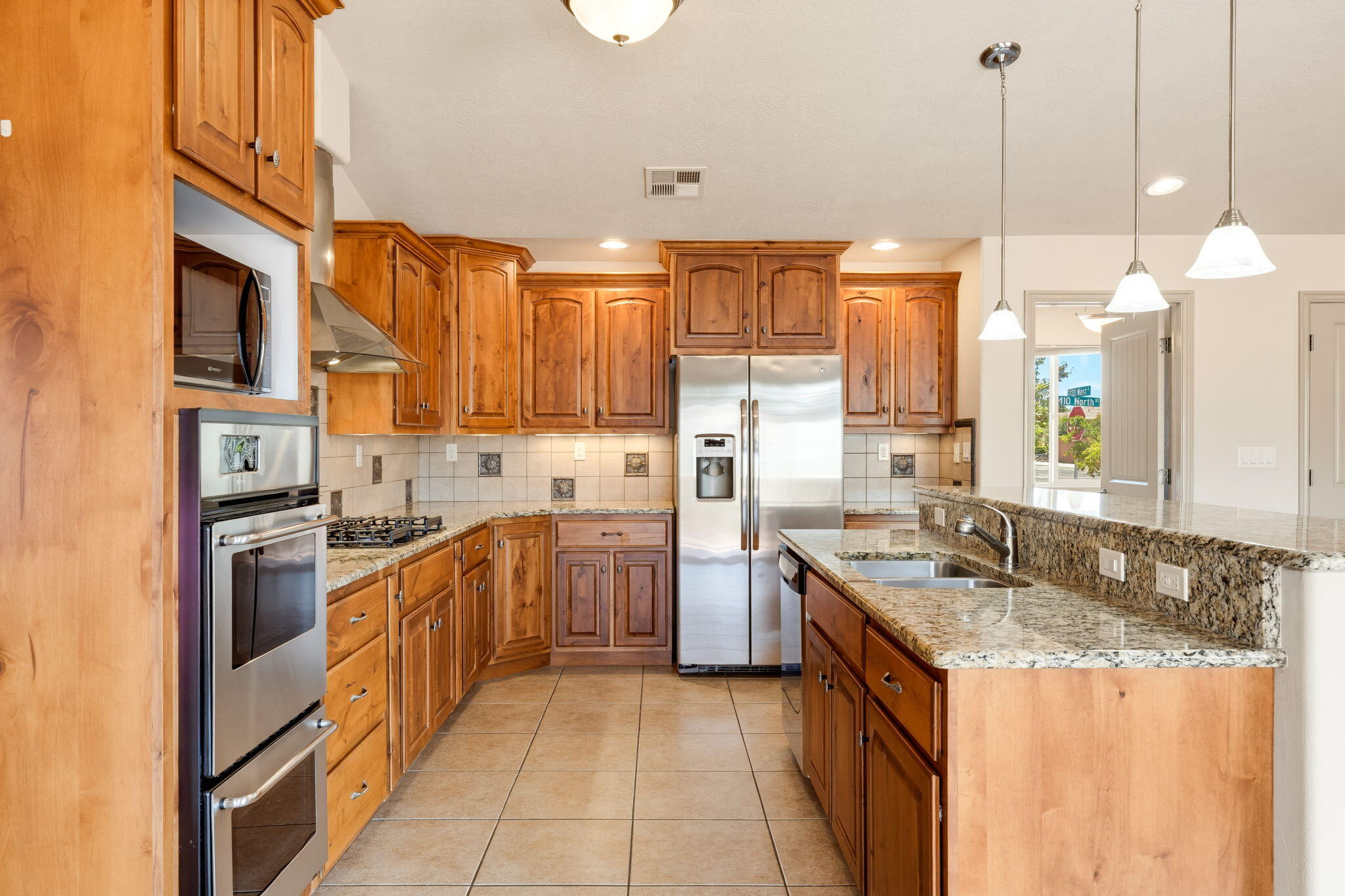 SKY RIDGE - Residential