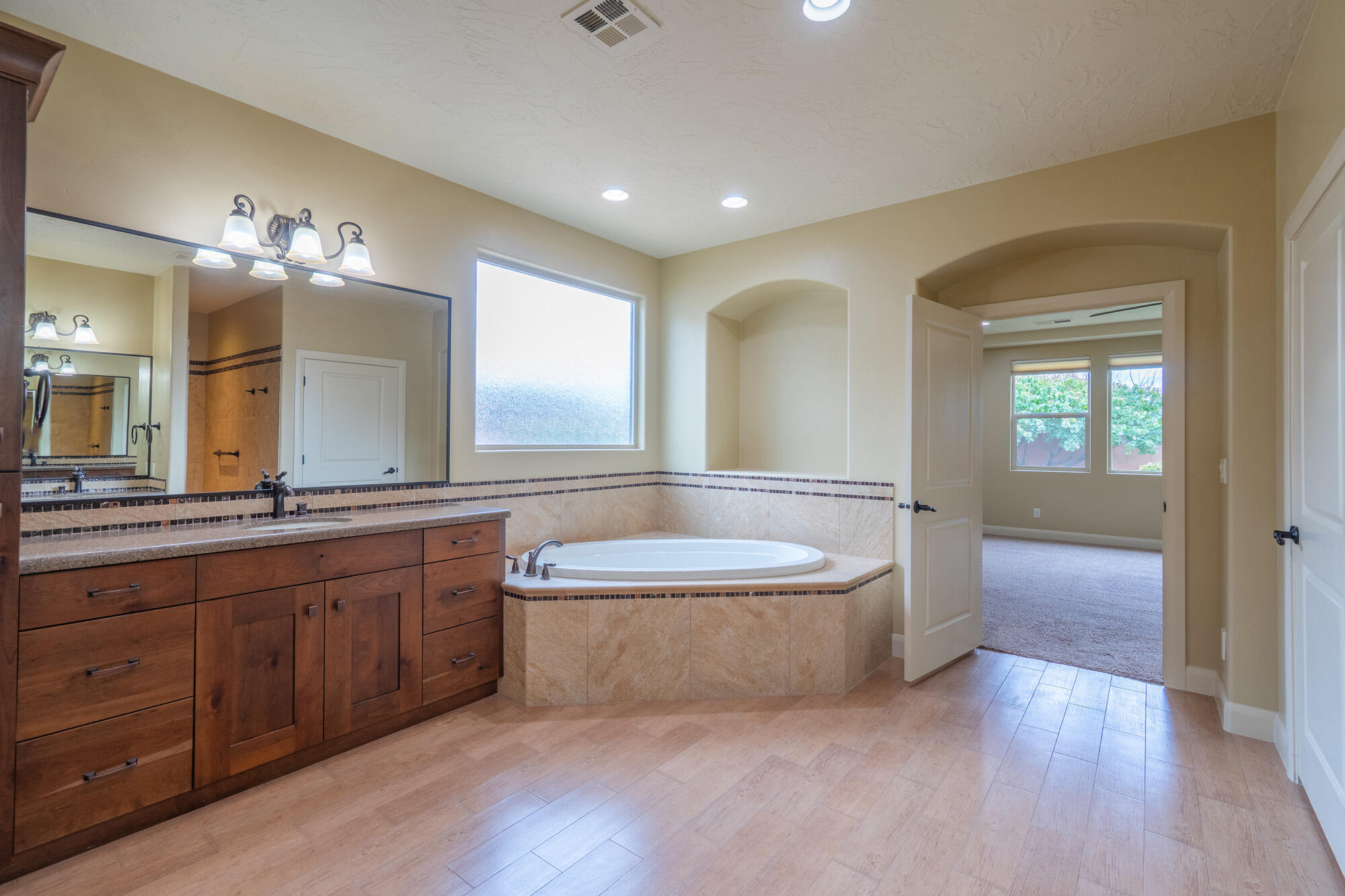 FOREMASTER RIDGE - Residential