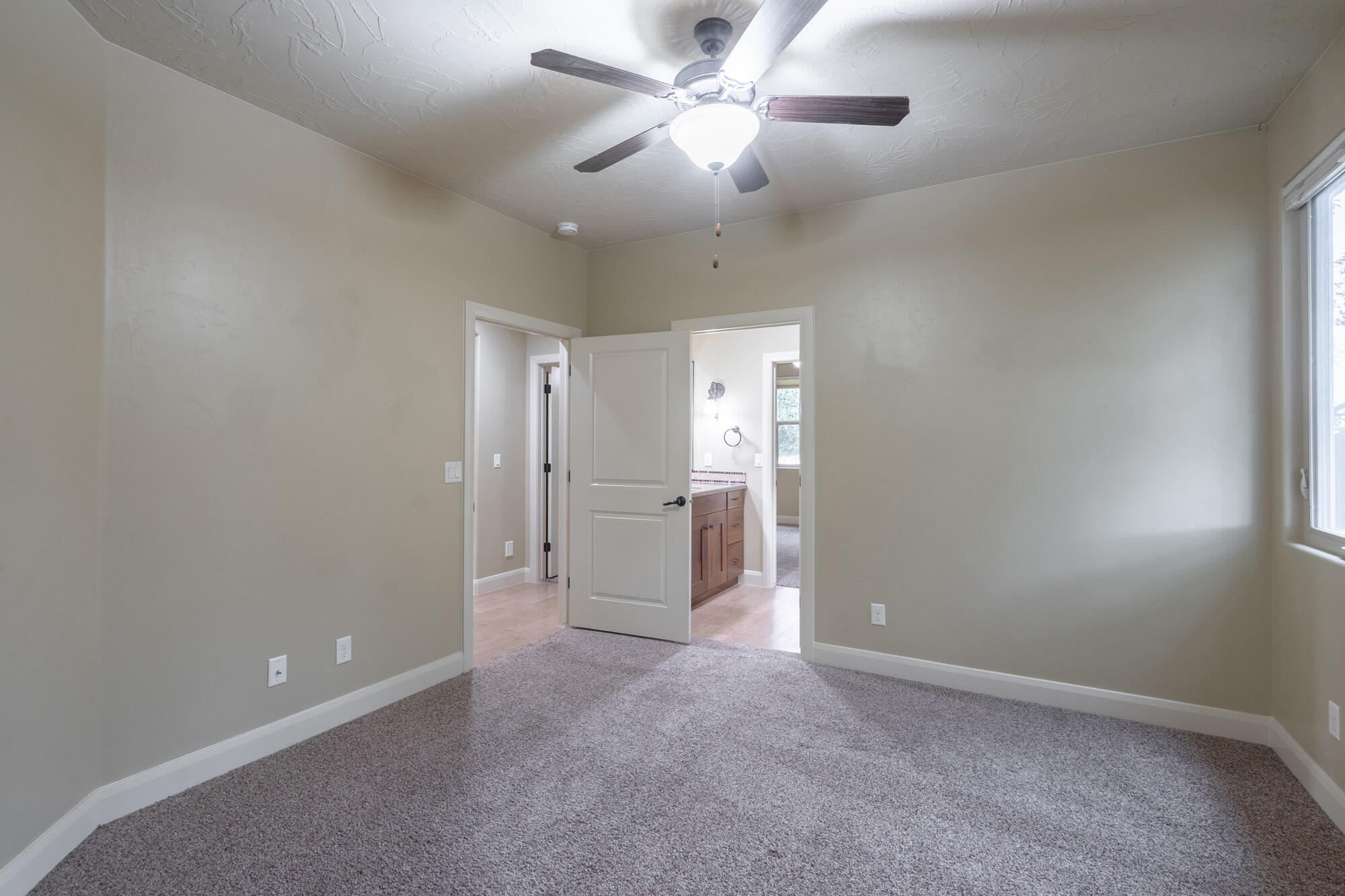 FOREMASTER RIDGE - Residential