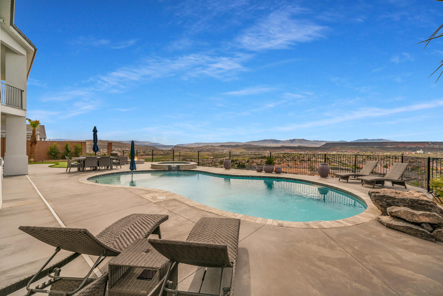 SOUTH RIM AT FOREMASTER RIDGE - Residential