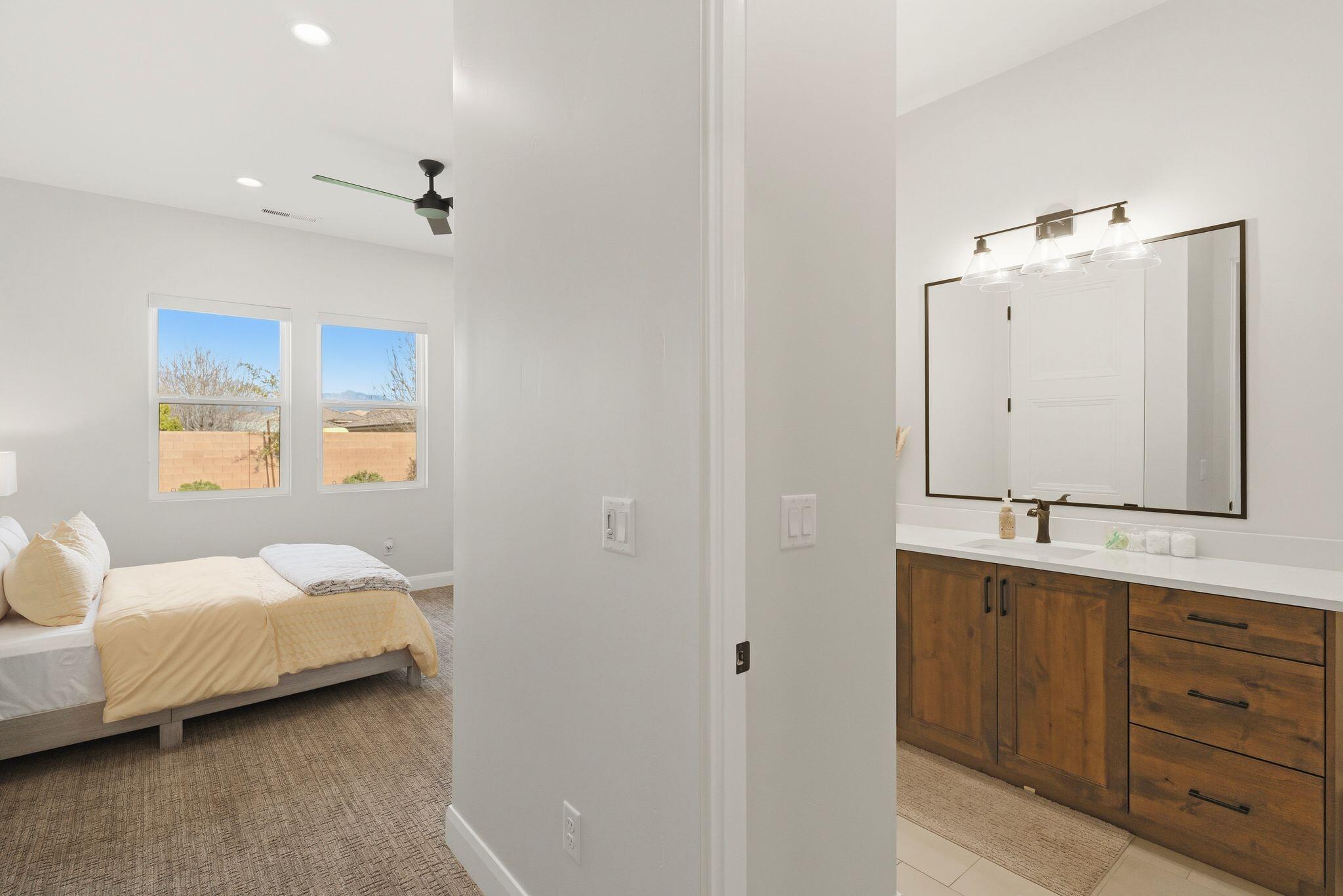 IRON HORSE - Residential