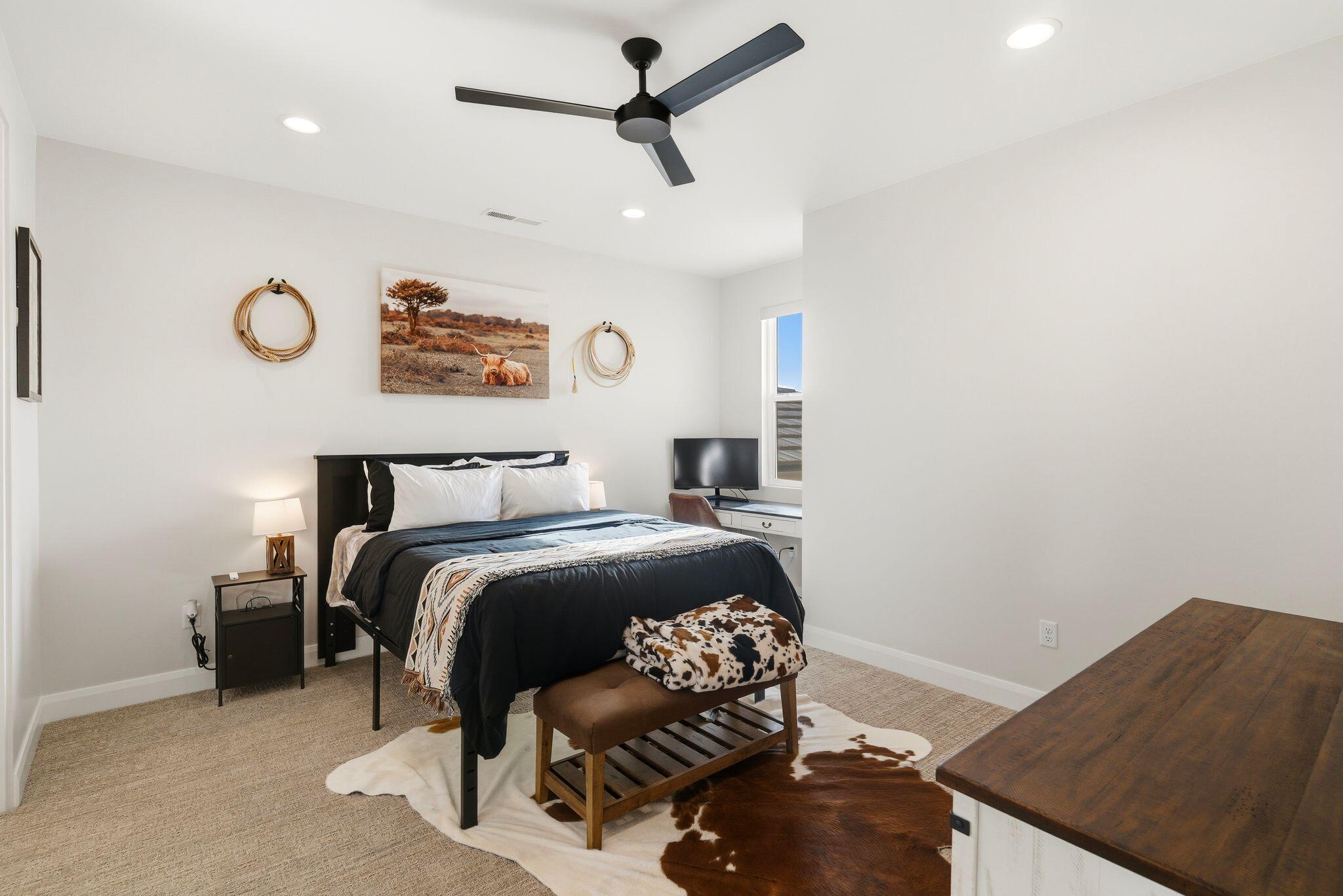 IRON HORSE - Residential