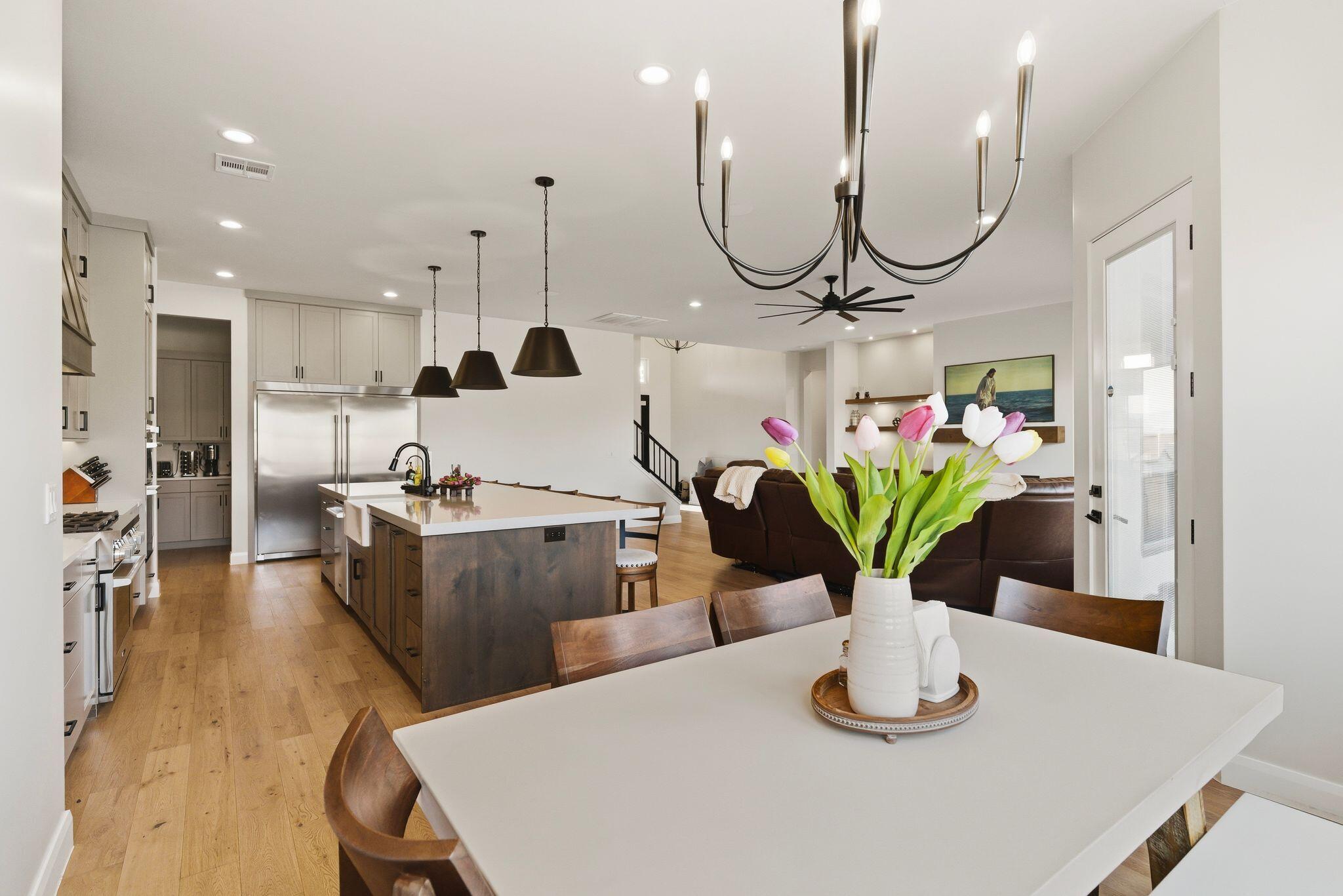 IRON HORSE - Residential