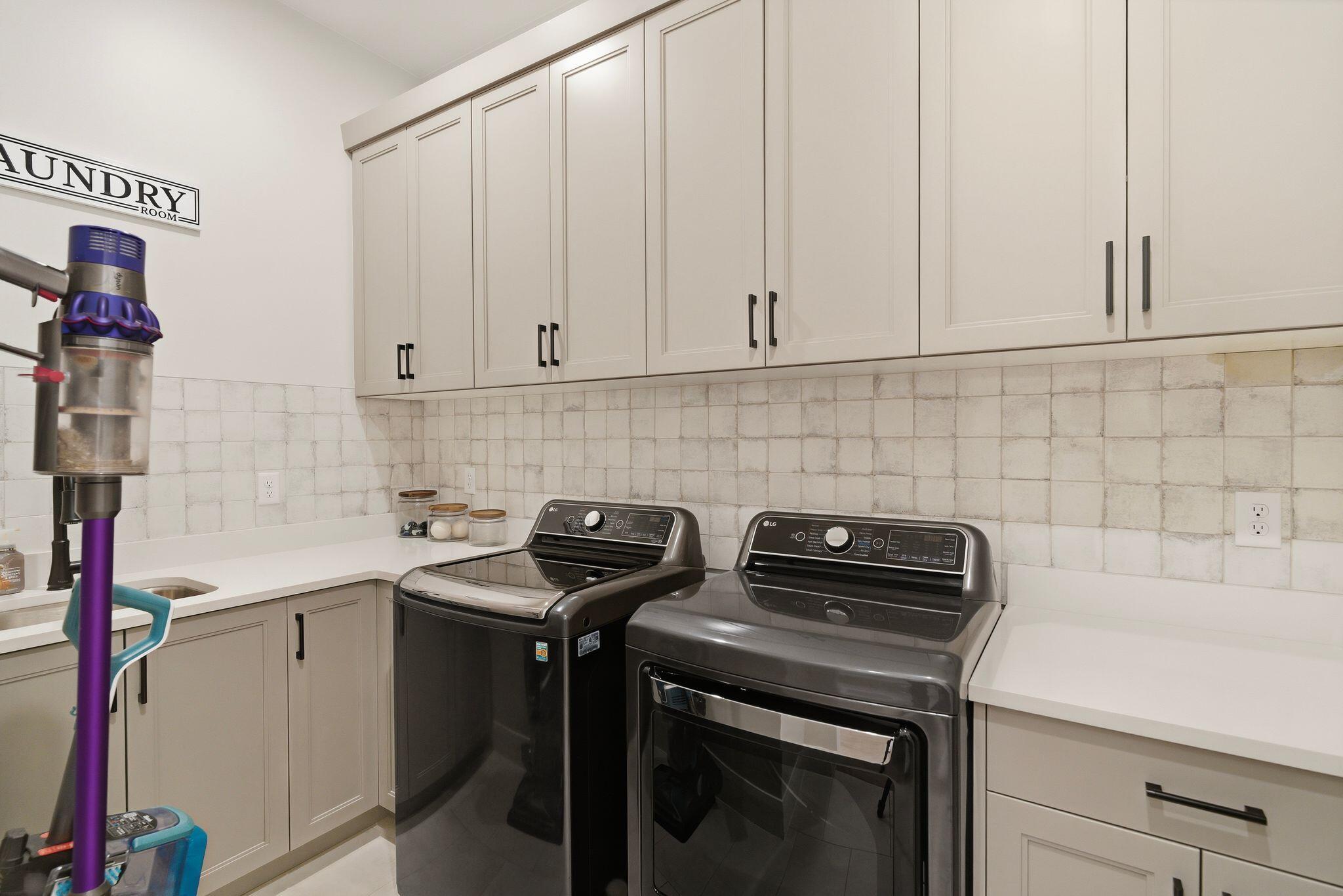 IRON HORSE - Residential