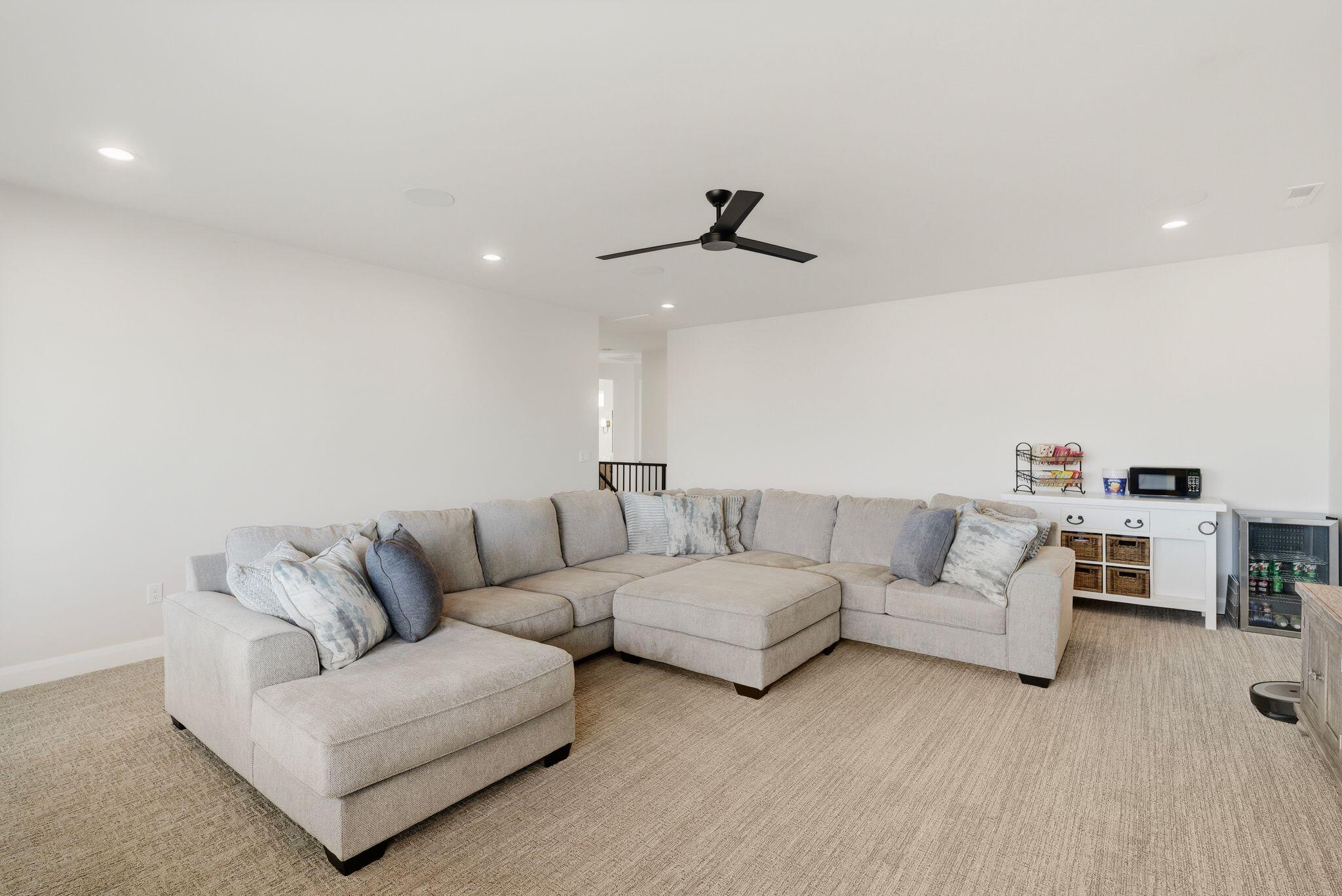IRON HORSE - Residential