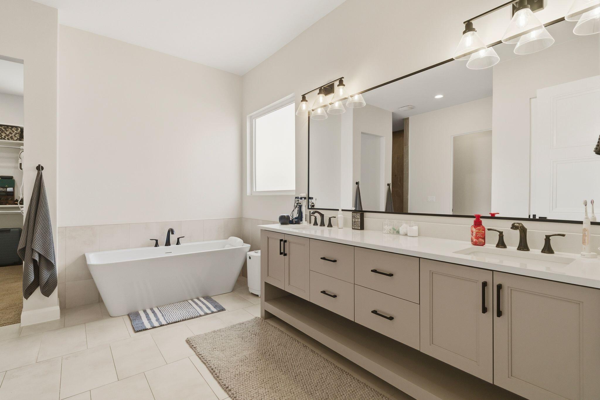 IRON HORSE - Residential