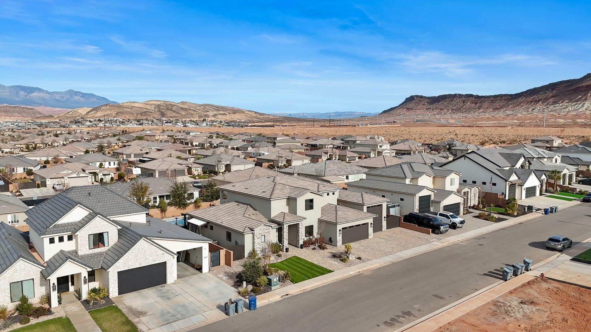IRON HORSE - Residential
