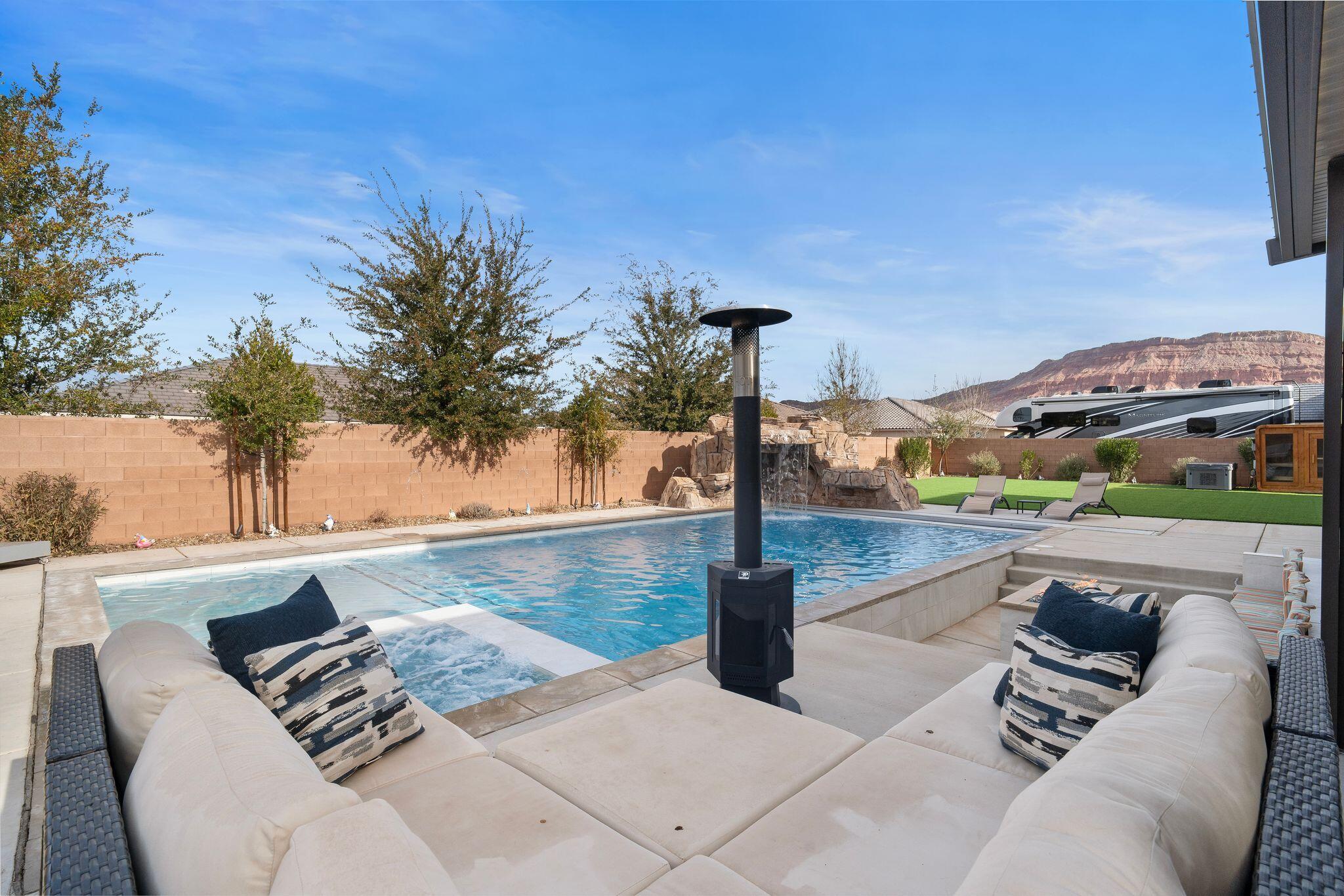 IRON HORSE - Residential