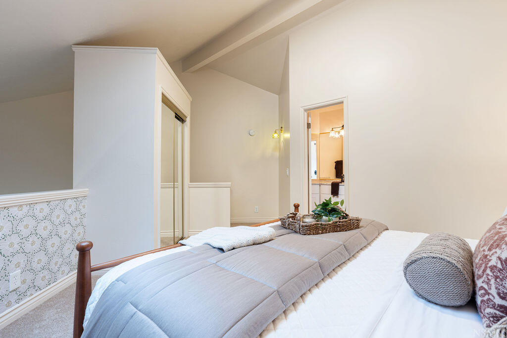 WILLOW RUN RESORT CONDOS - Residential