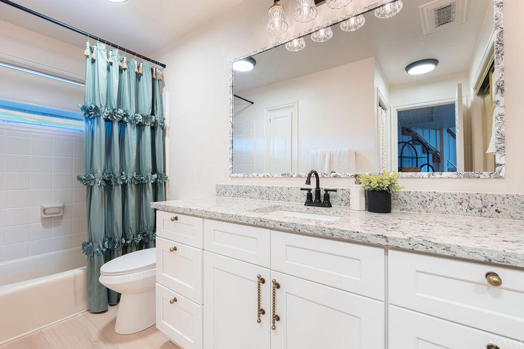 WILLOW RUN RESORT CONDOS - Residential