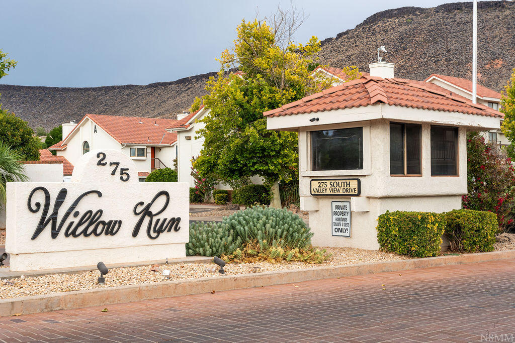 WILLOW RUN RESORT CONDOS - Residential