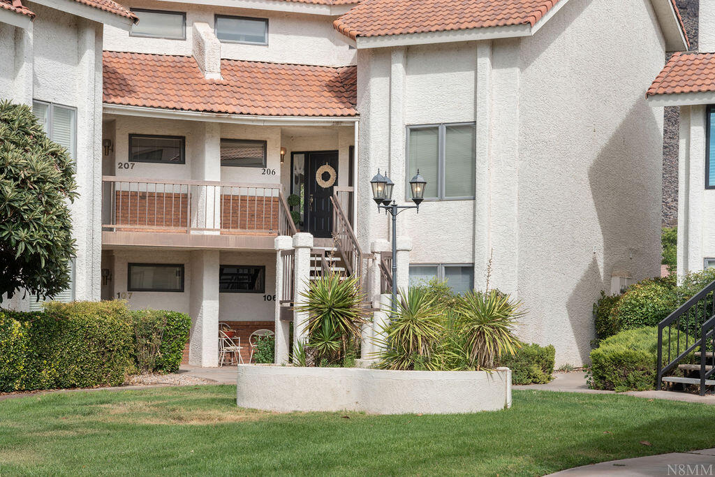WILLOW RUN RESORT CONDOS - Residential