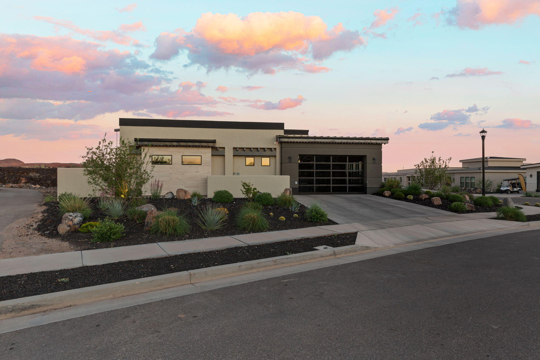 POINT AT SNOW CANYON - Residential