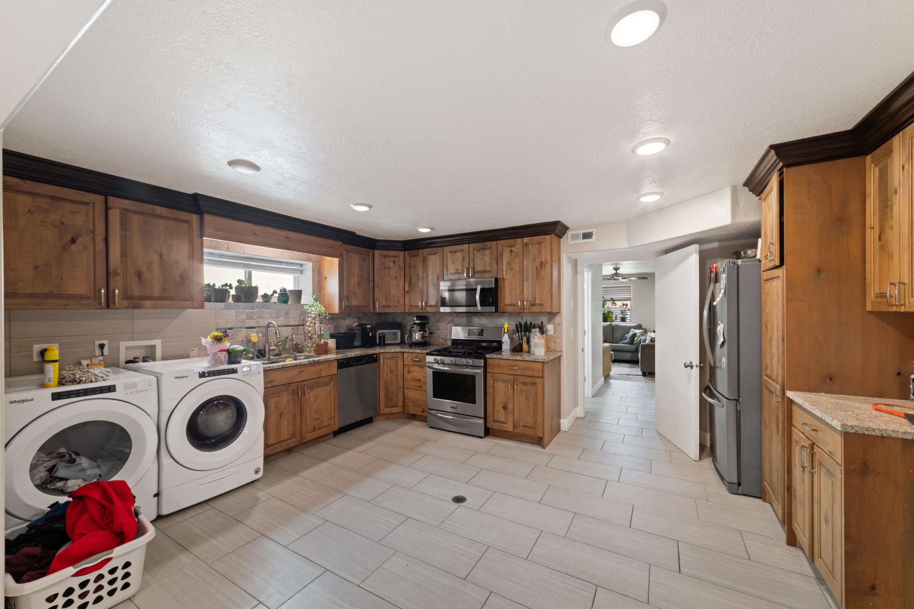 SHORT CREEK - Residential
