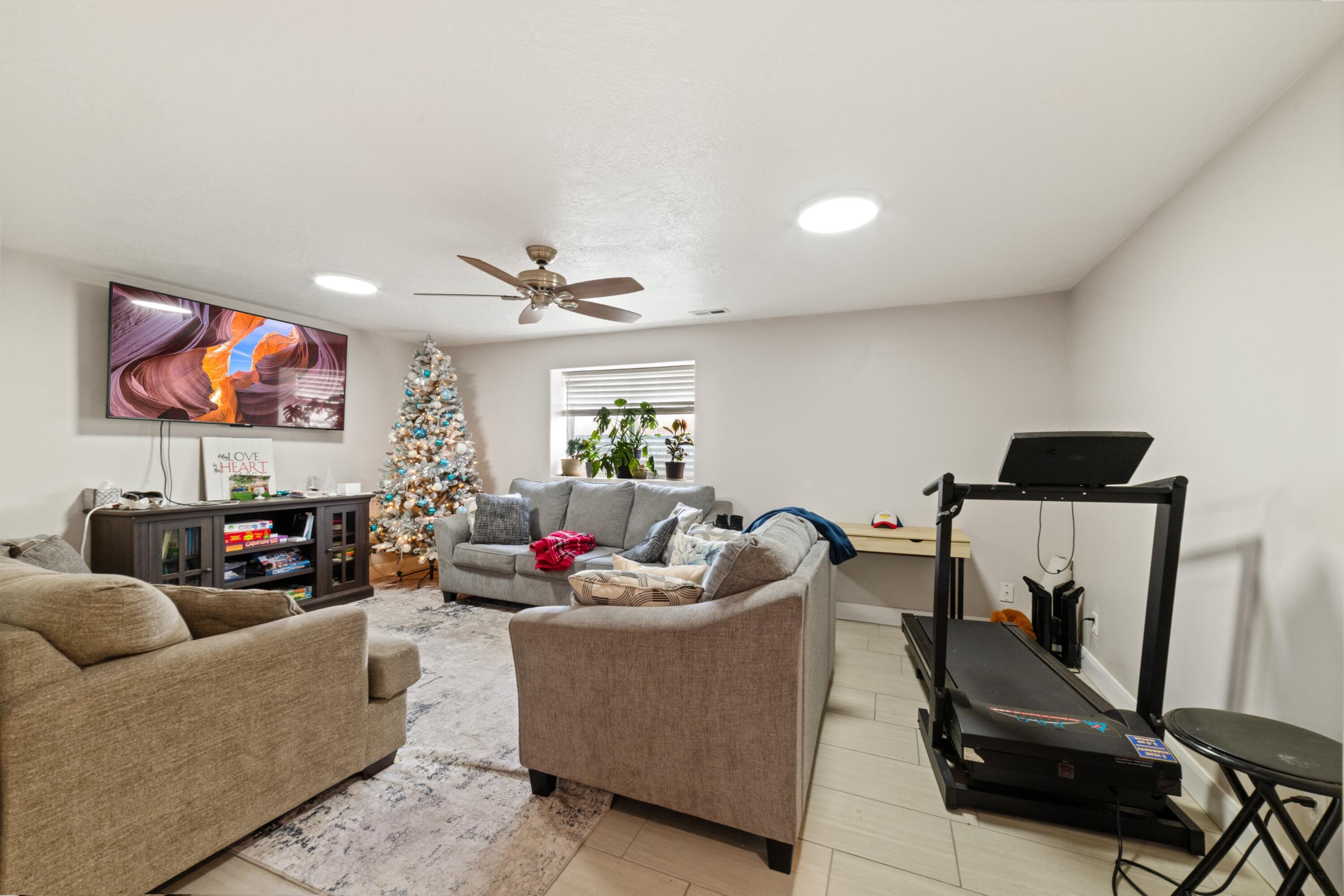 SHORT CREEK - Residential