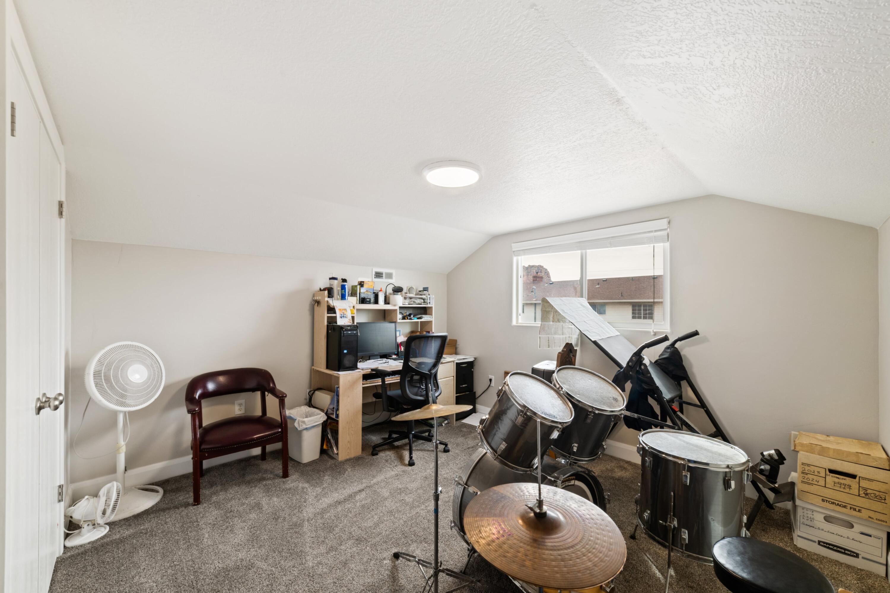 SHORT CREEK - Residential