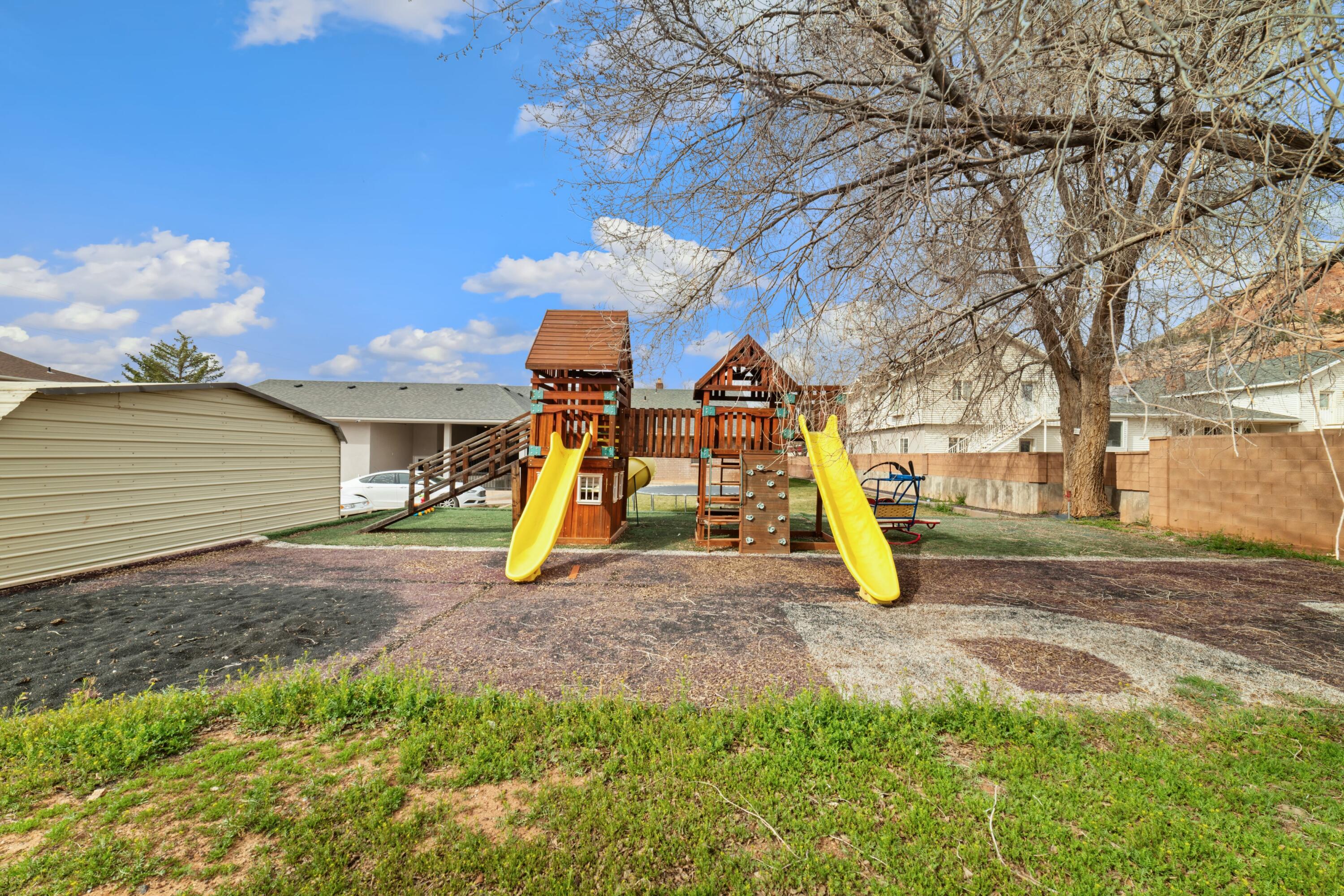 SHORT CREEK - Residential