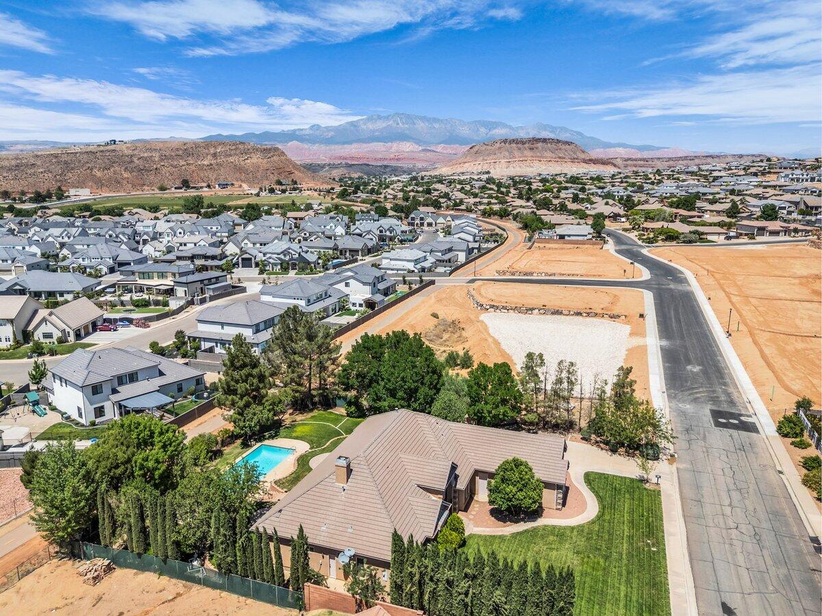 MAJESTIC VIEW - Residential