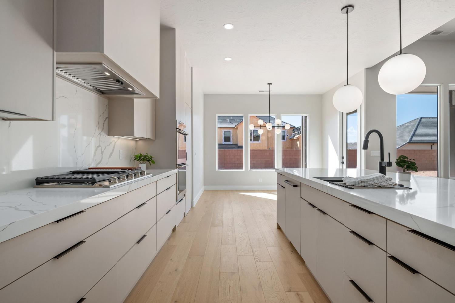 LAKESIDE AT STUCKI FARMS - Residential