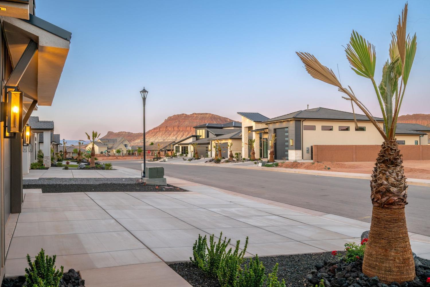 LAKESIDE AT STUCKI FARMS - Residential