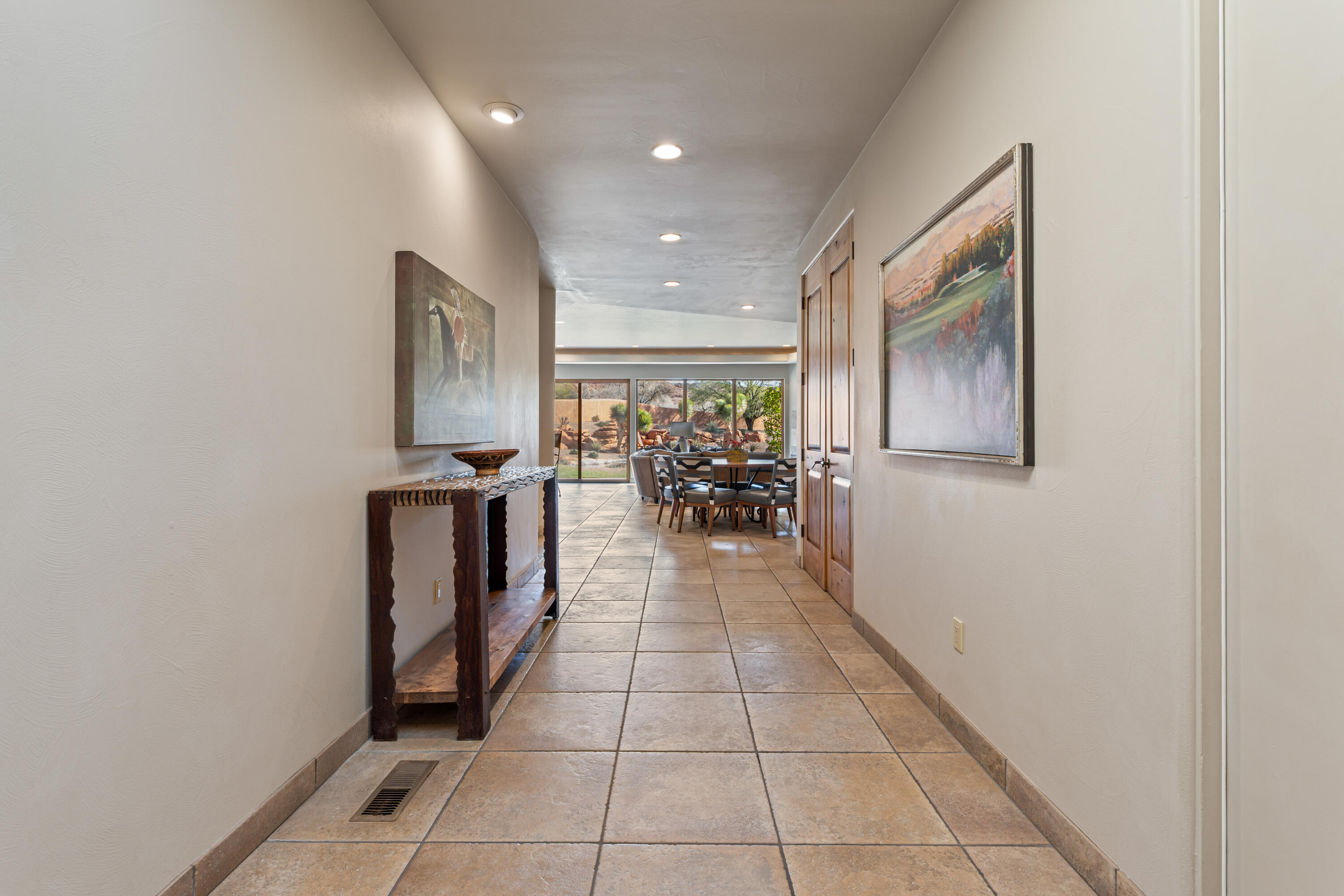 ENTRADA INN - Residential
