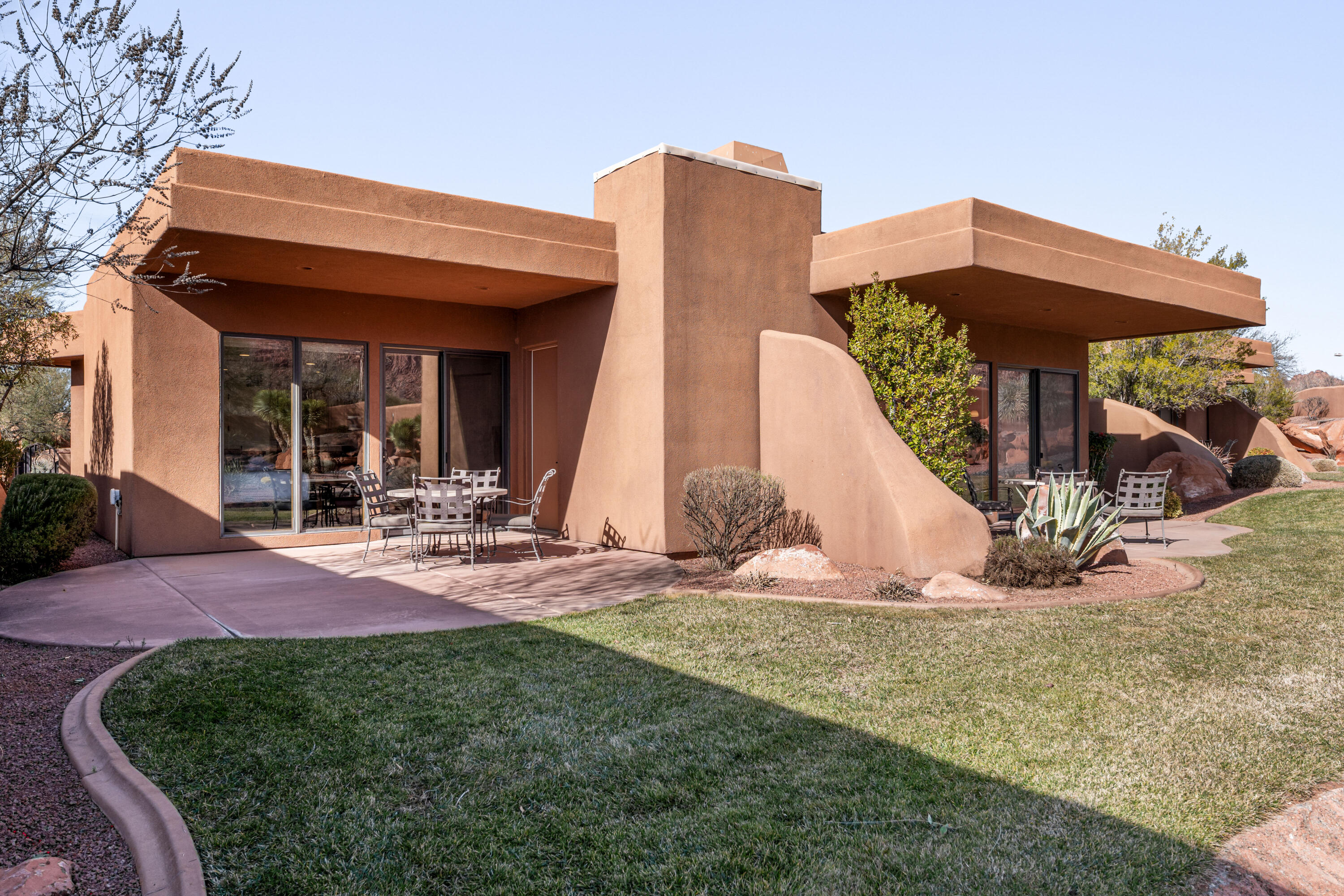 ENTRADA INN - Residential