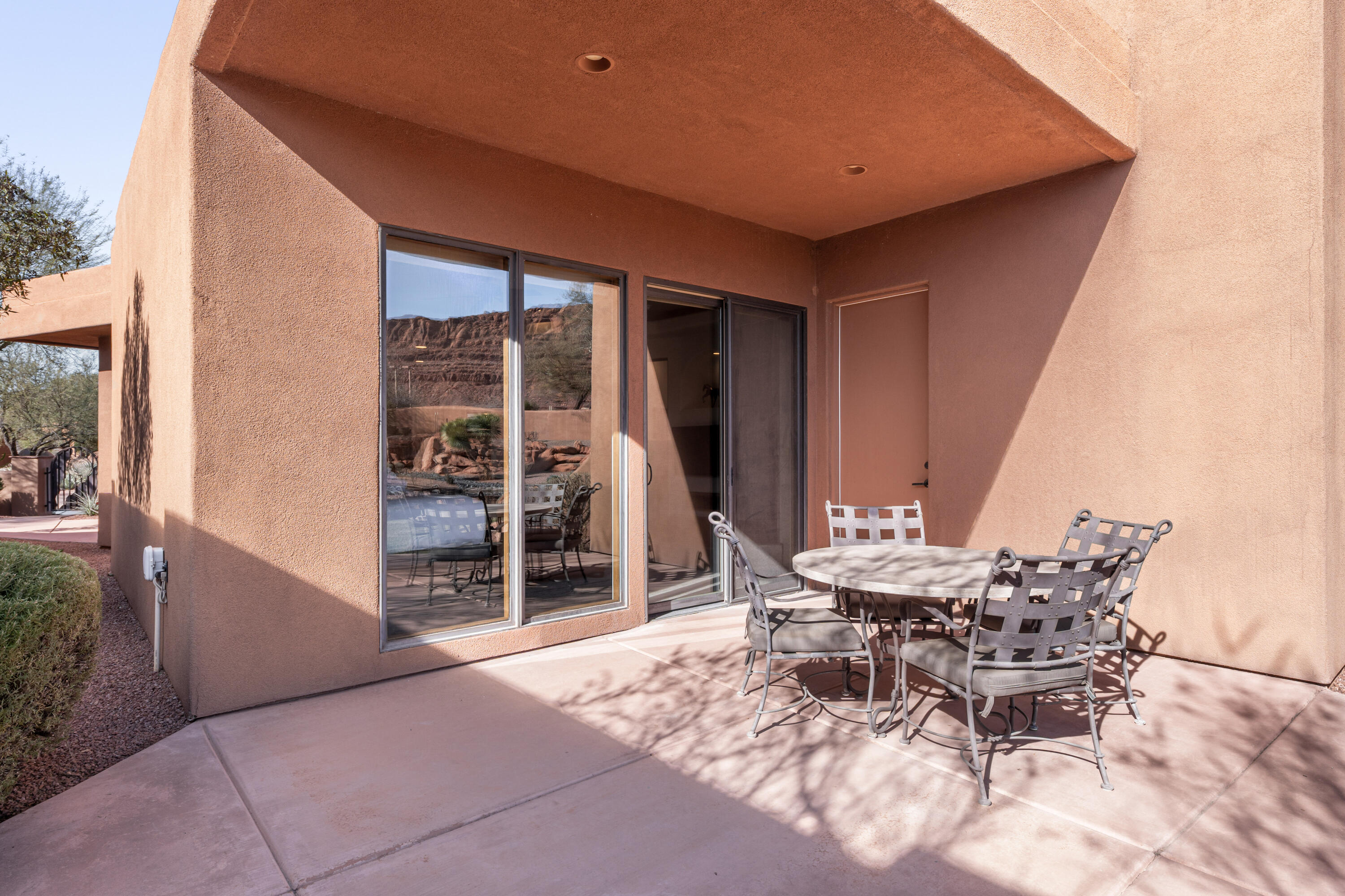 ENTRADA INN - Residential