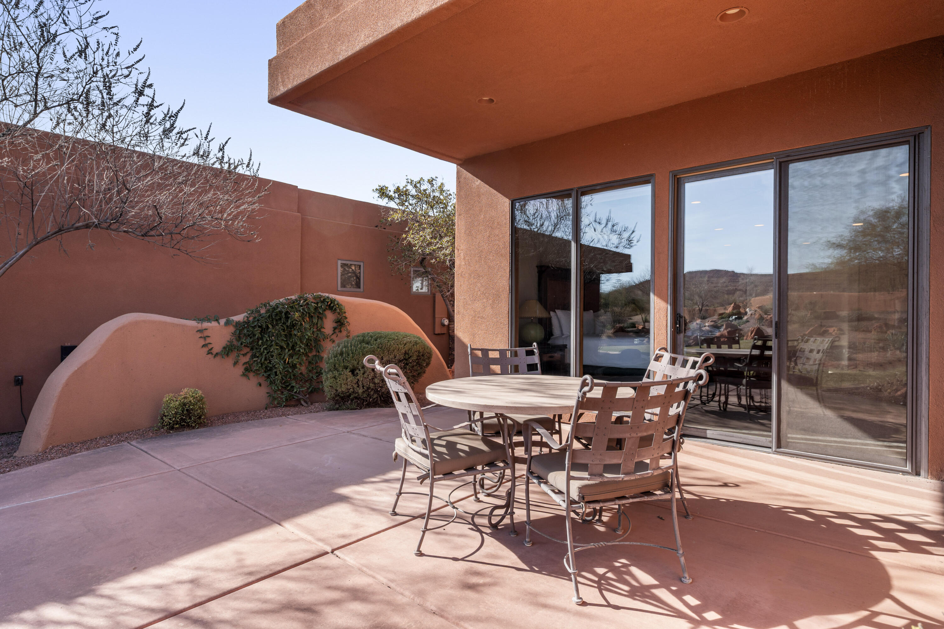 ENTRADA INN - Residential