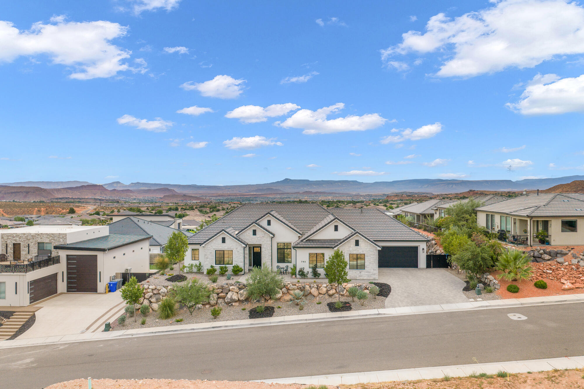WASHINGTON VISTA - Residential