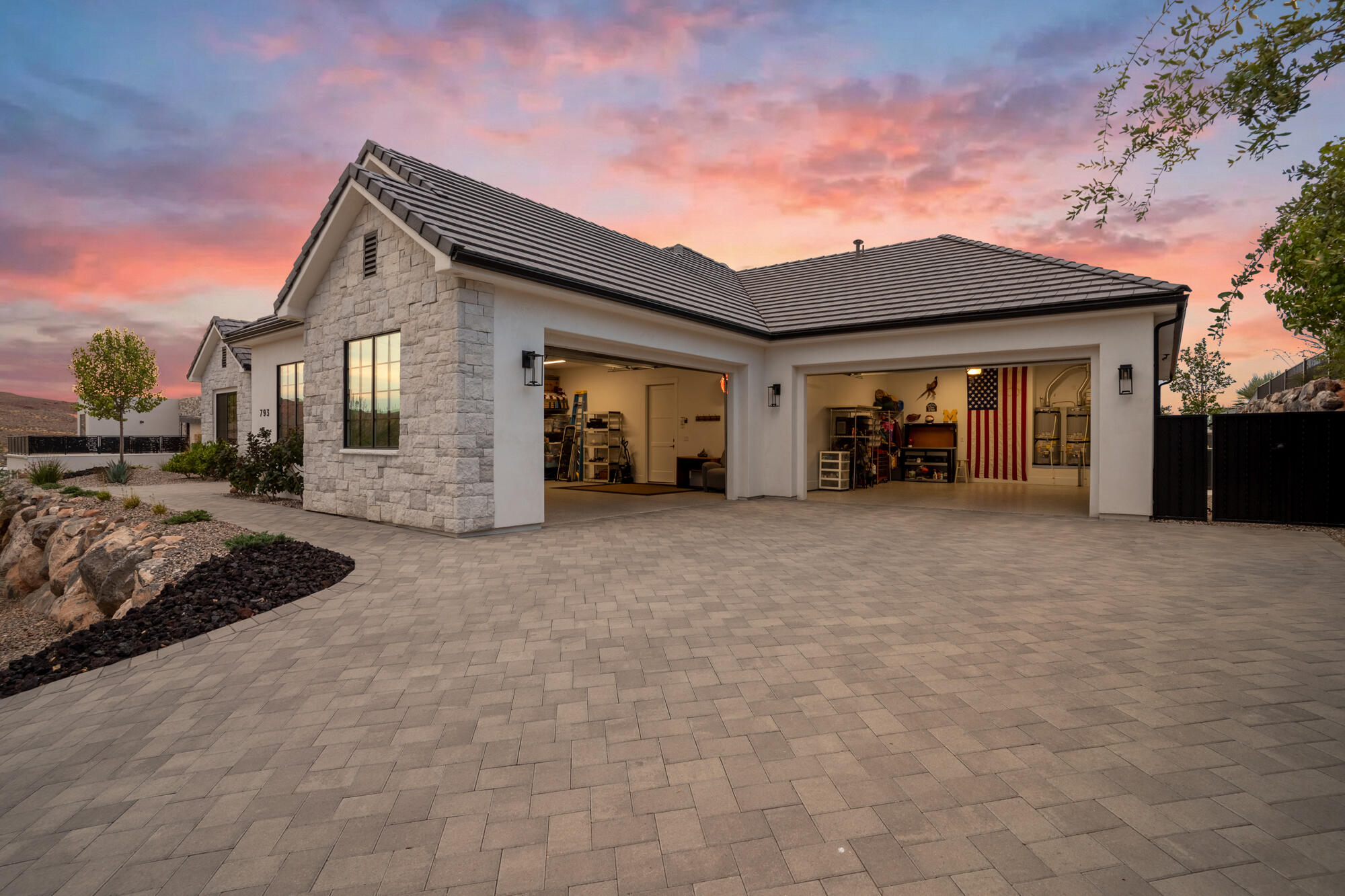 WASHINGTON VISTA - Residential