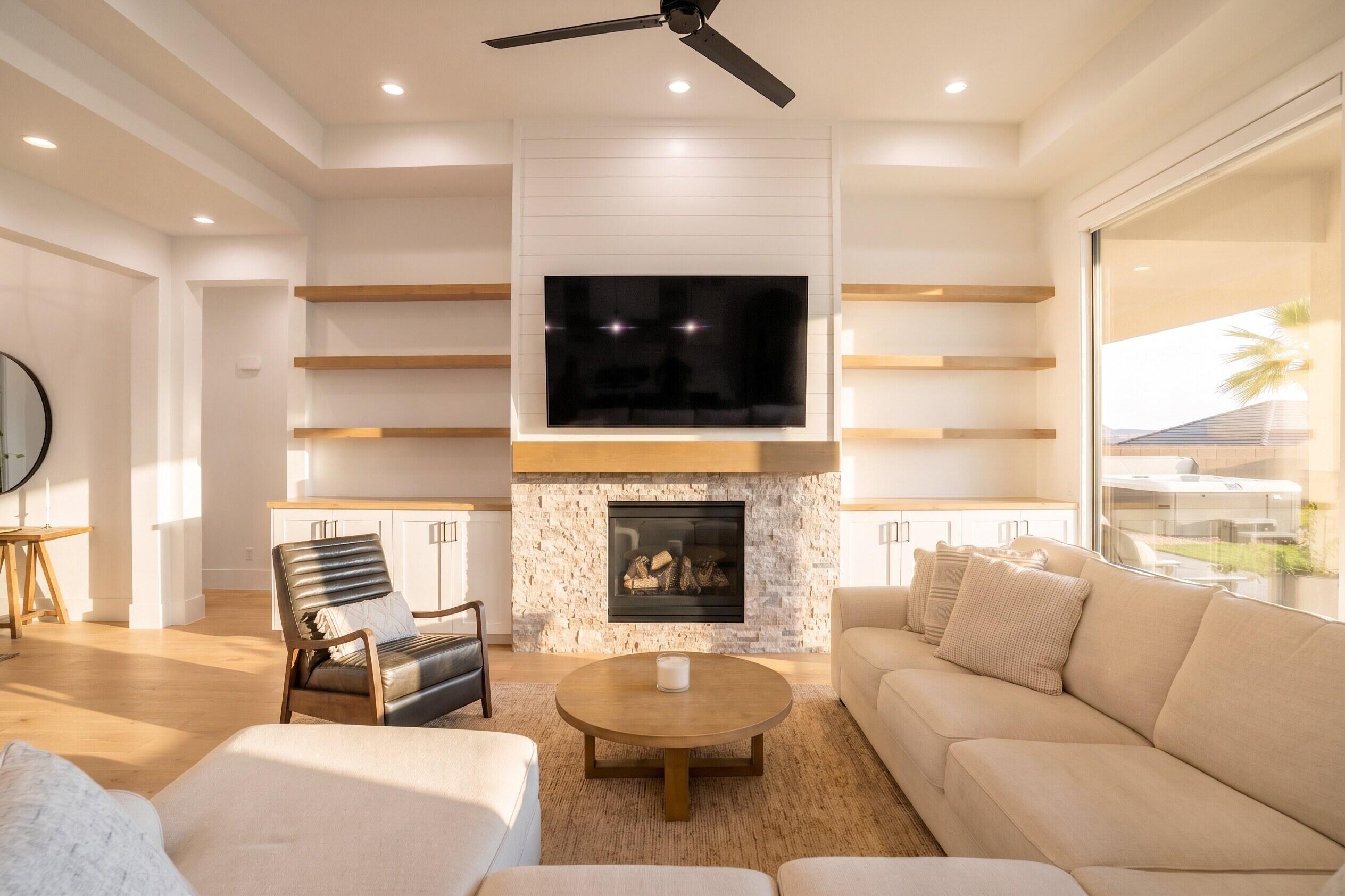 WASHINGTON VISTA - Residential