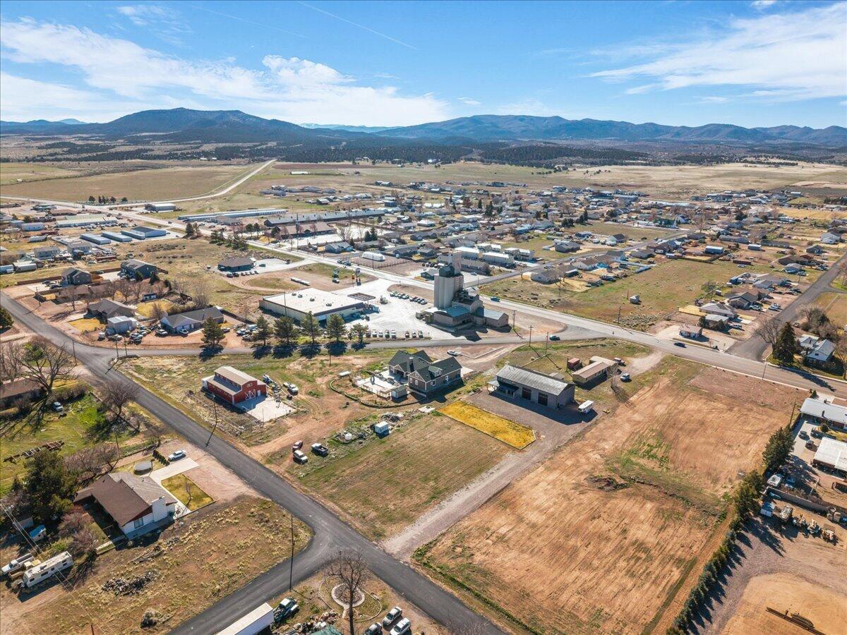 ENTERPRISE TOWNSITE - Residential