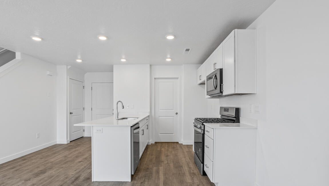 LAVENDER CANYON AT LONG VALLEY - Residential