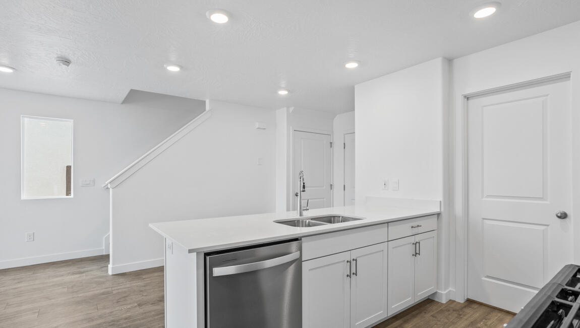 LAVENDER CANYON AT LONG VALLEY - Residential